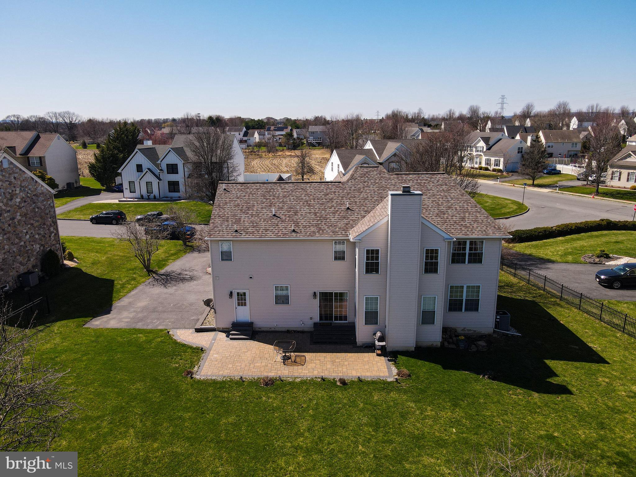 LAFAYETTE MEADOWS - Residential