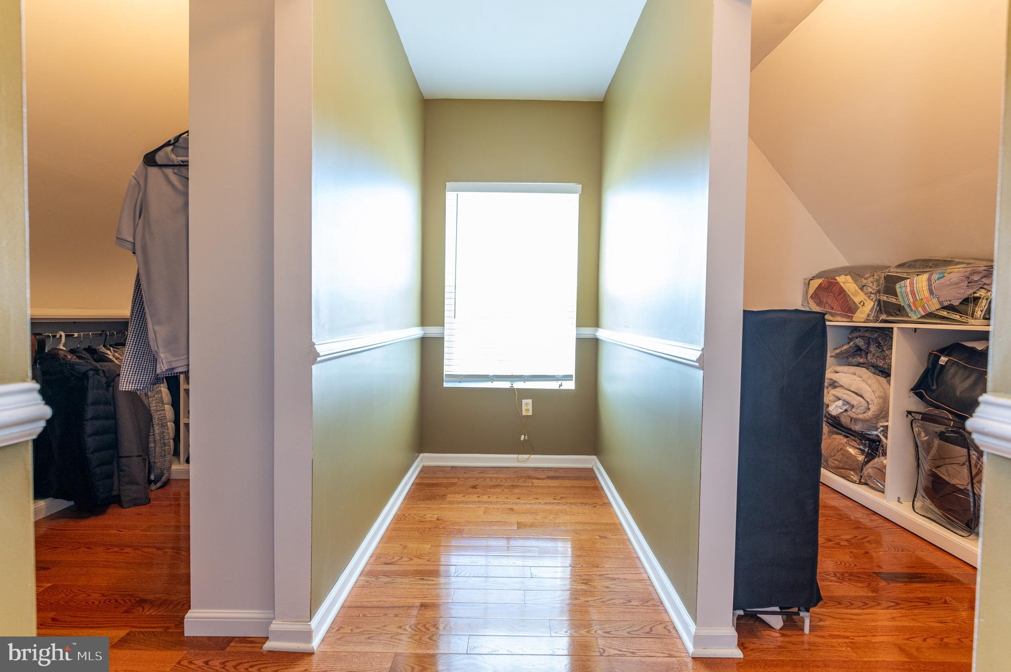 LAFAYETTE MEADOWS - Residential