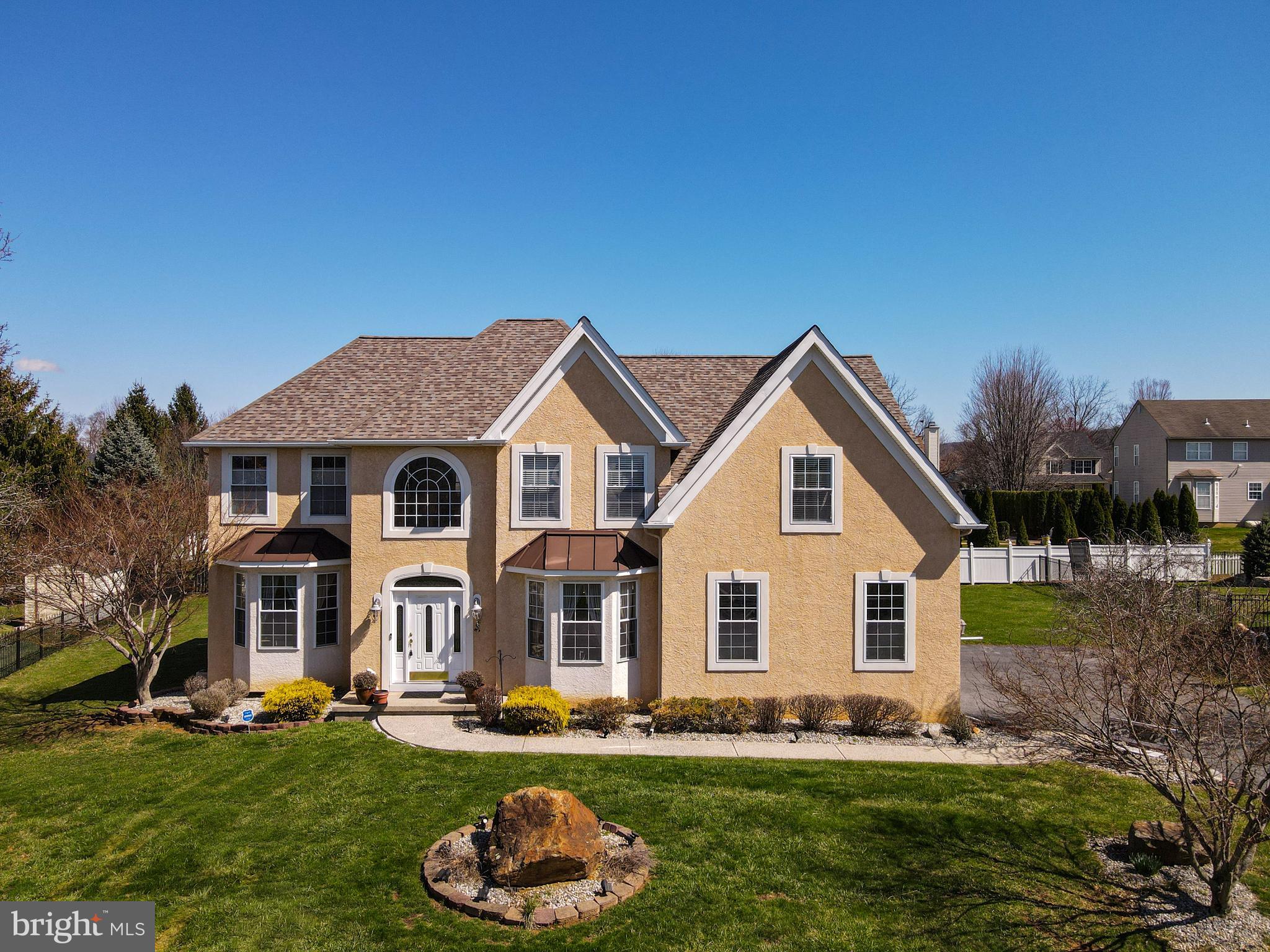 LAFAYETTE MEADOWS - Residential