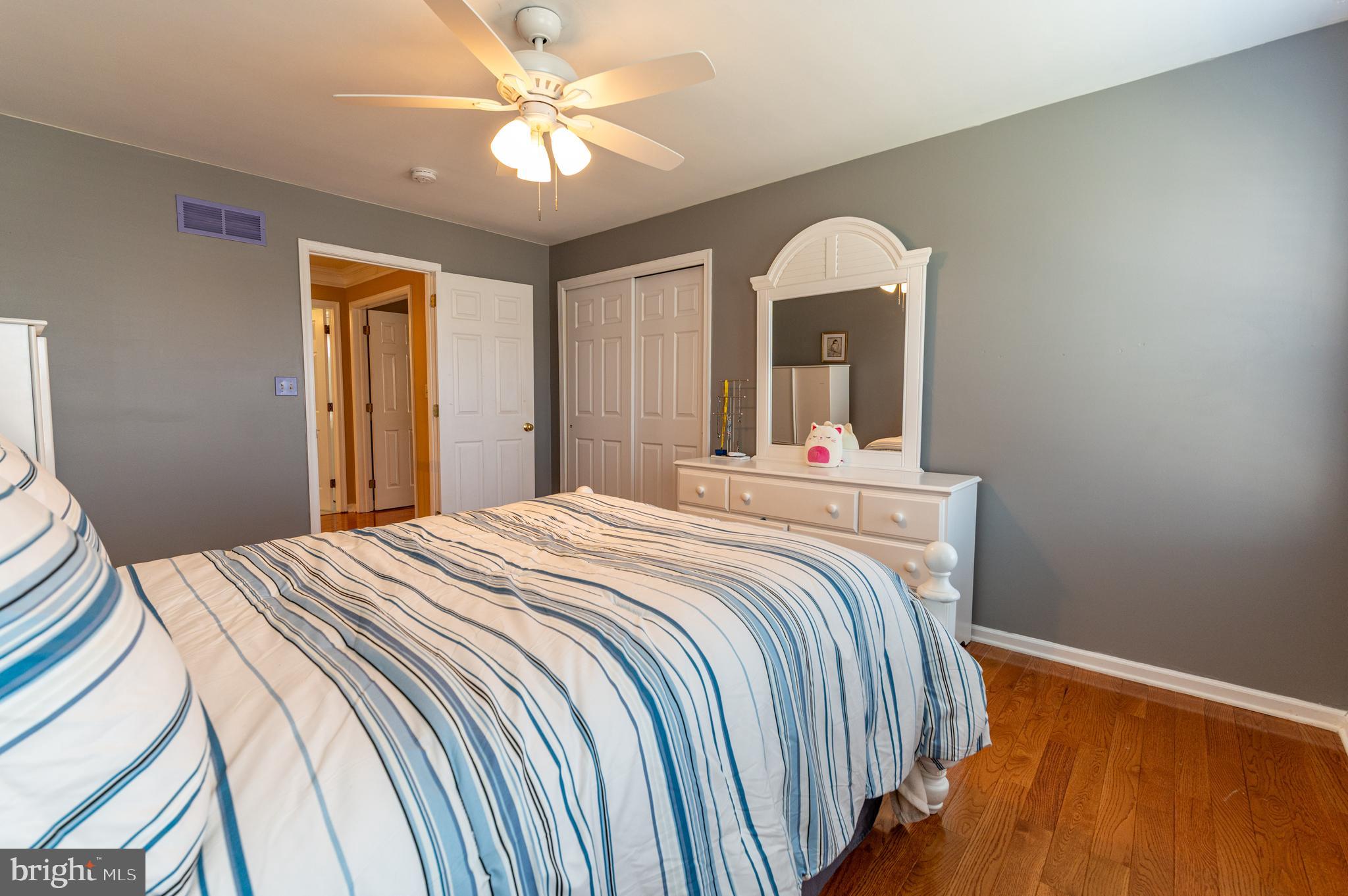 LAFAYETTE MEADOWS - Residential