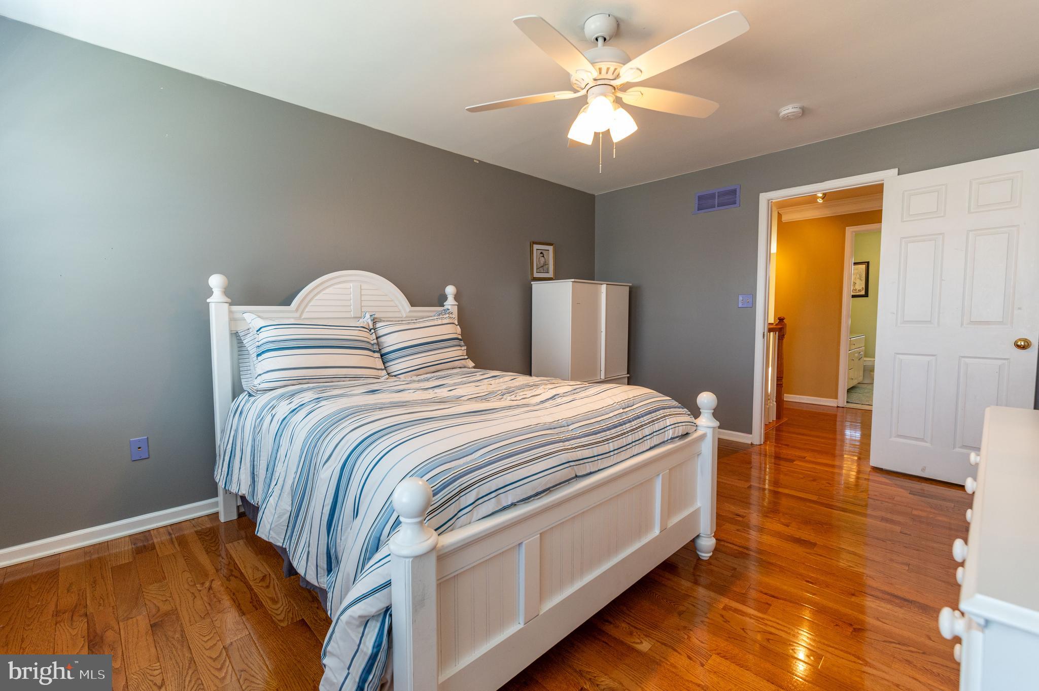 LAFAYETTE MEADOWS - Residential