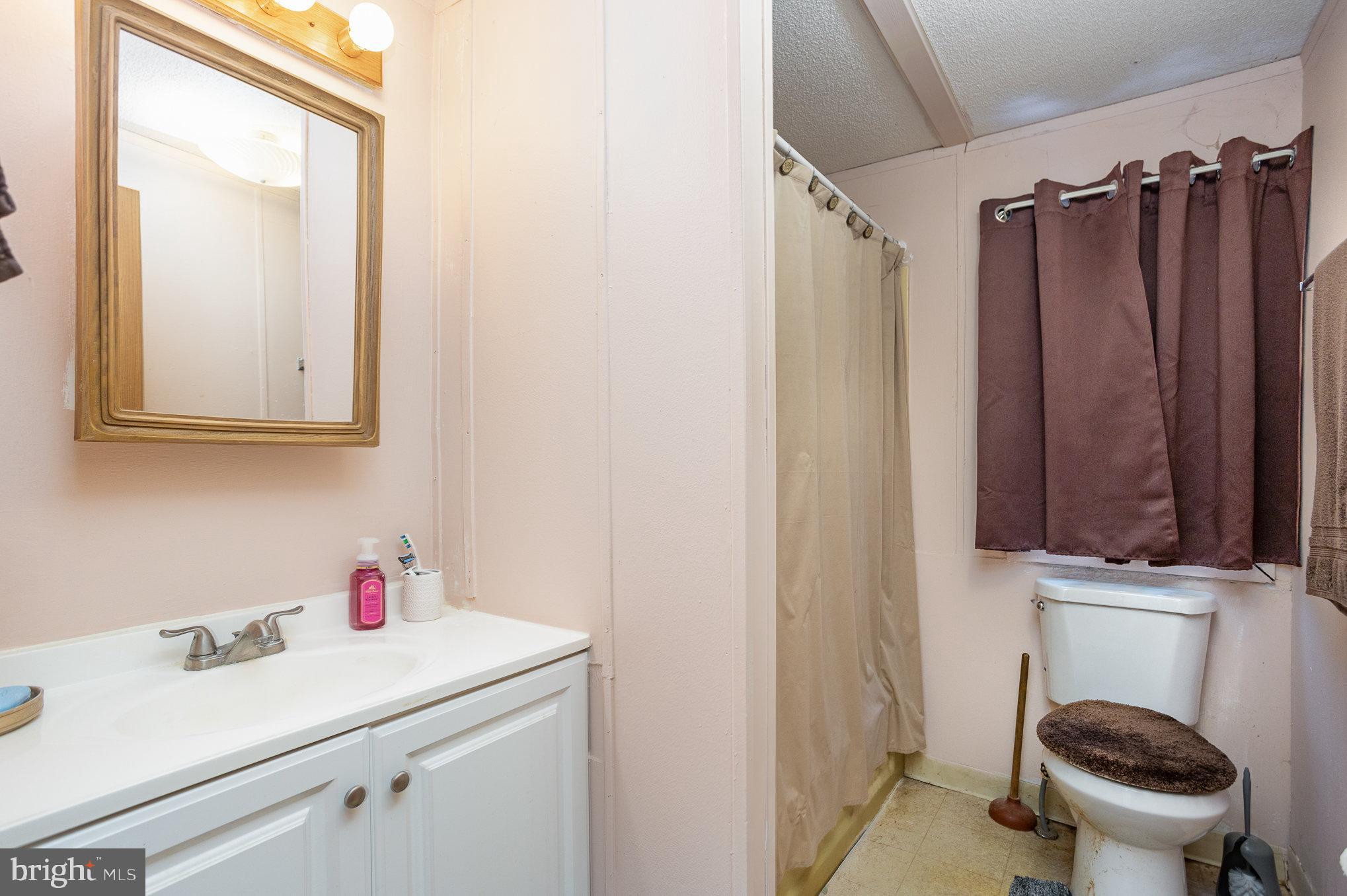 BRIARWOOD ESTATES - Residential