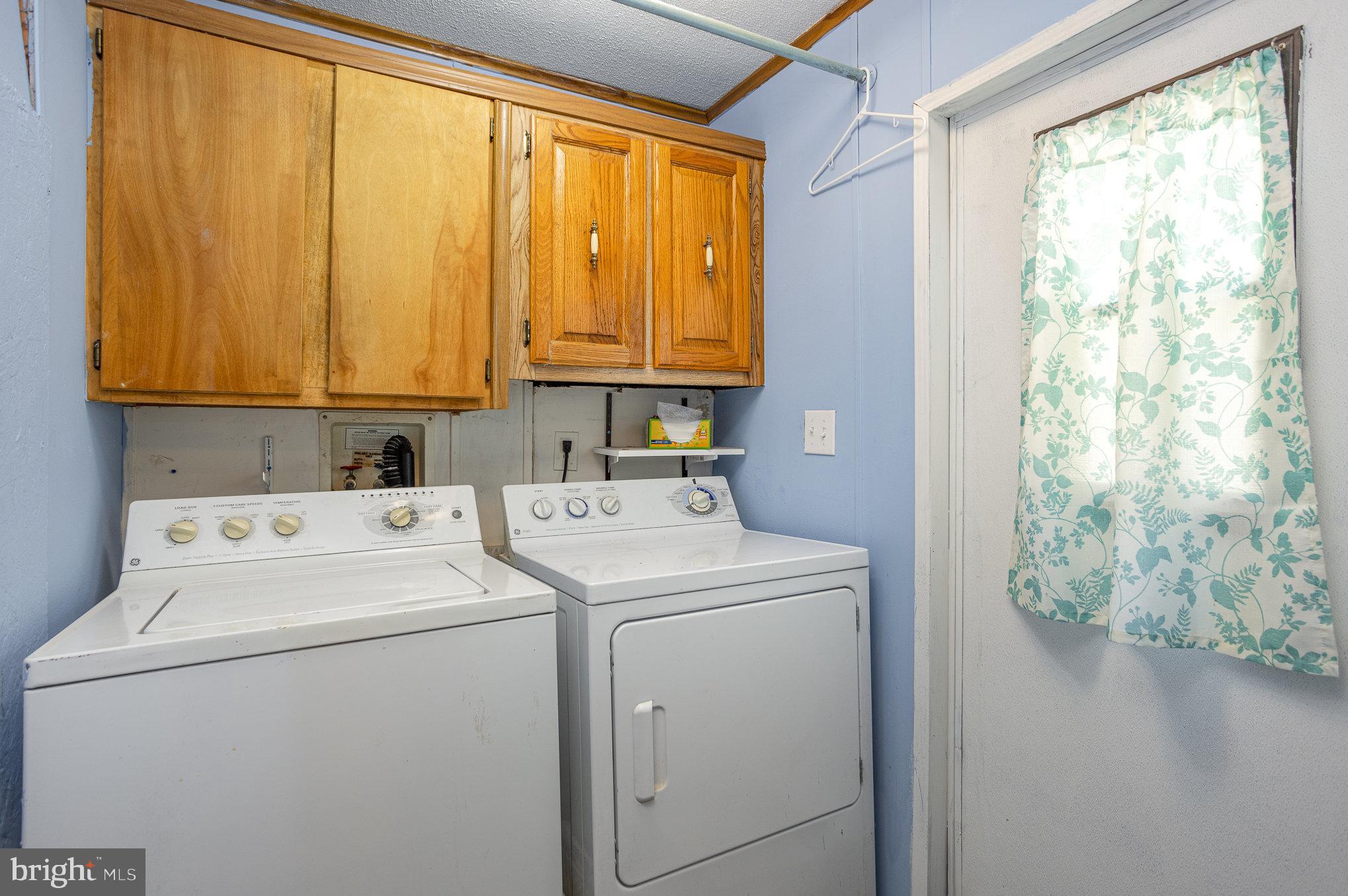 BRIARWOOD ESTATES - Residential