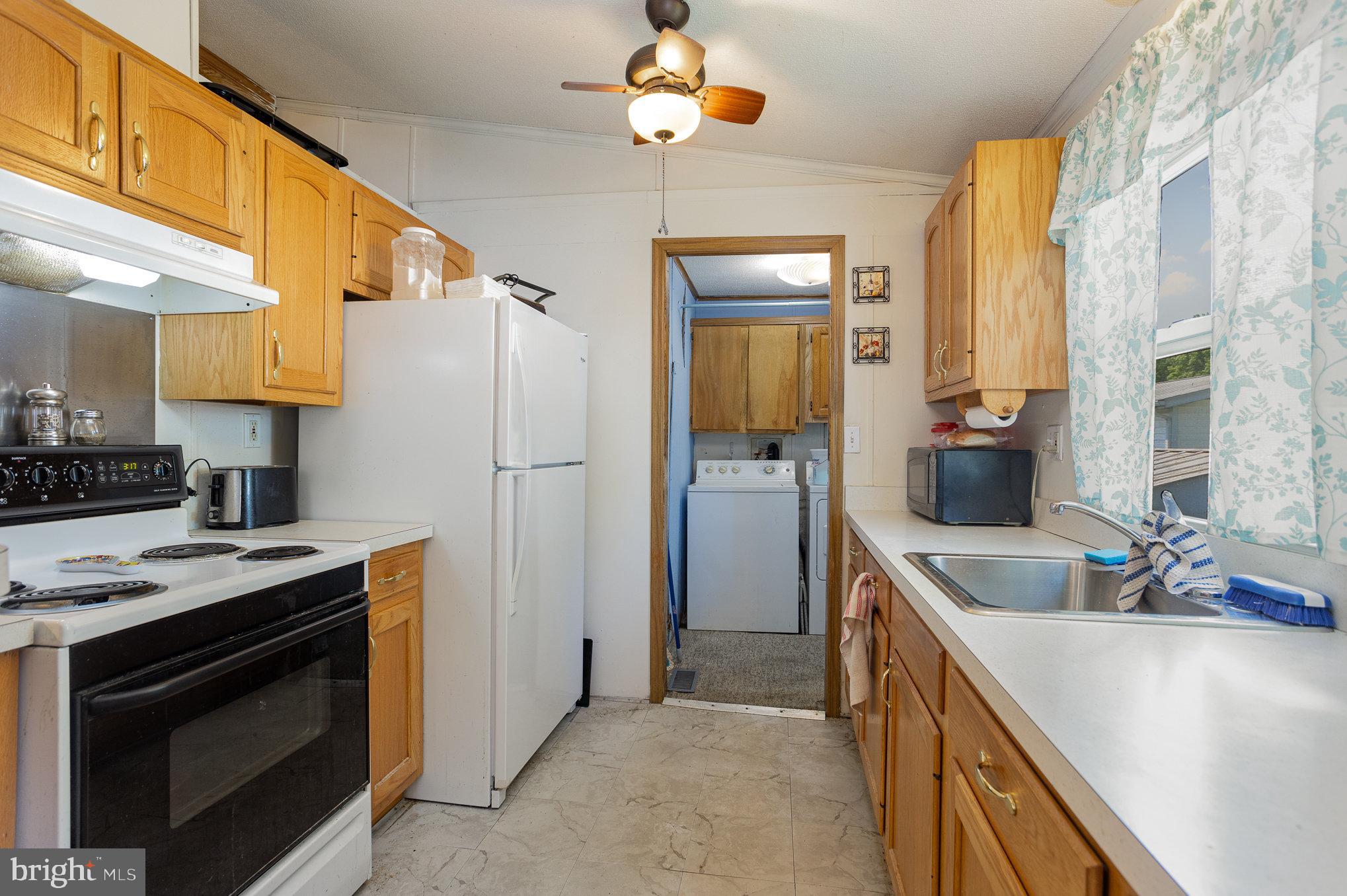 BRIARWOOD ESTATES - Residential