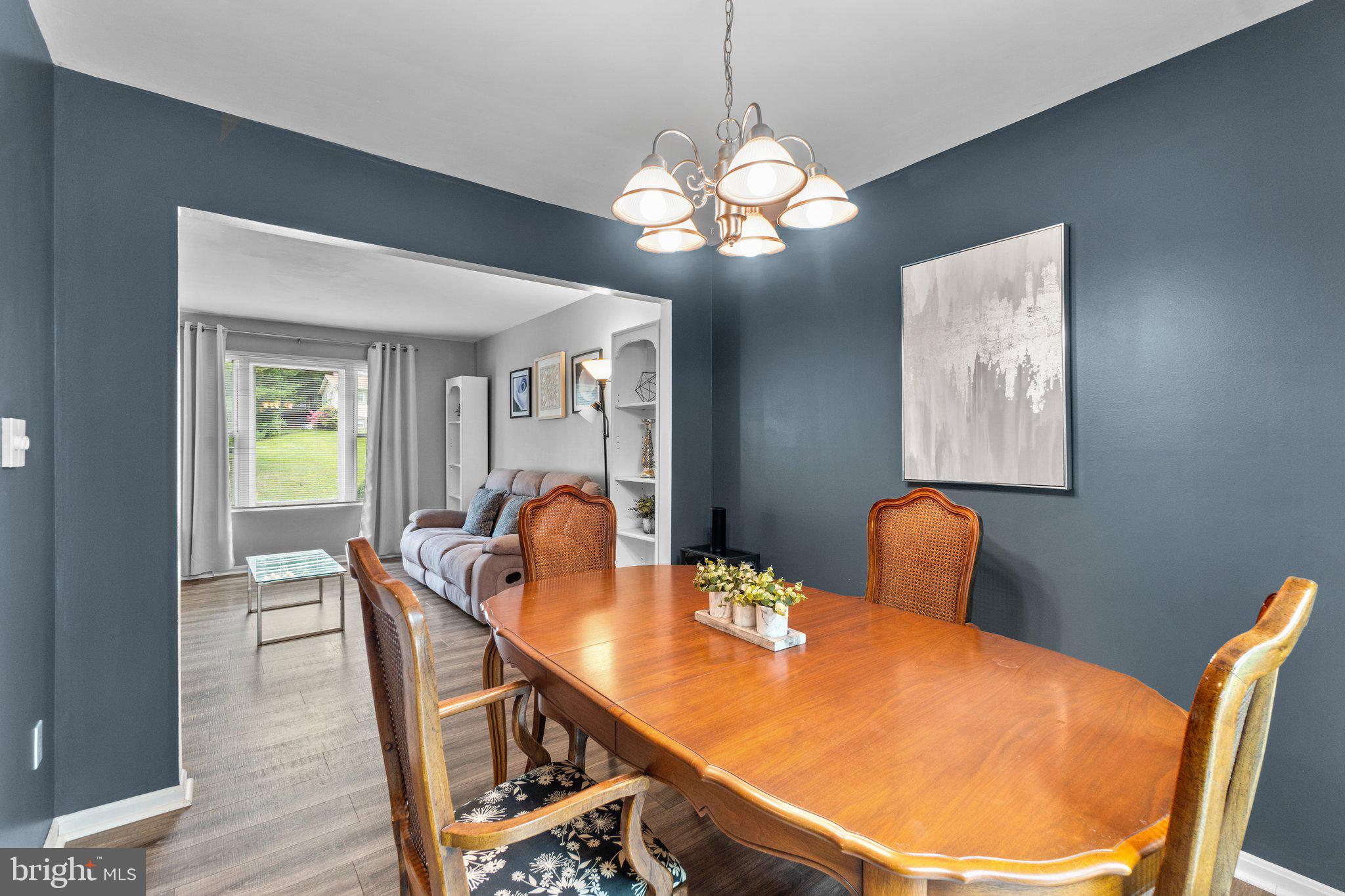 WINFIELD HEIGHTS - Residential