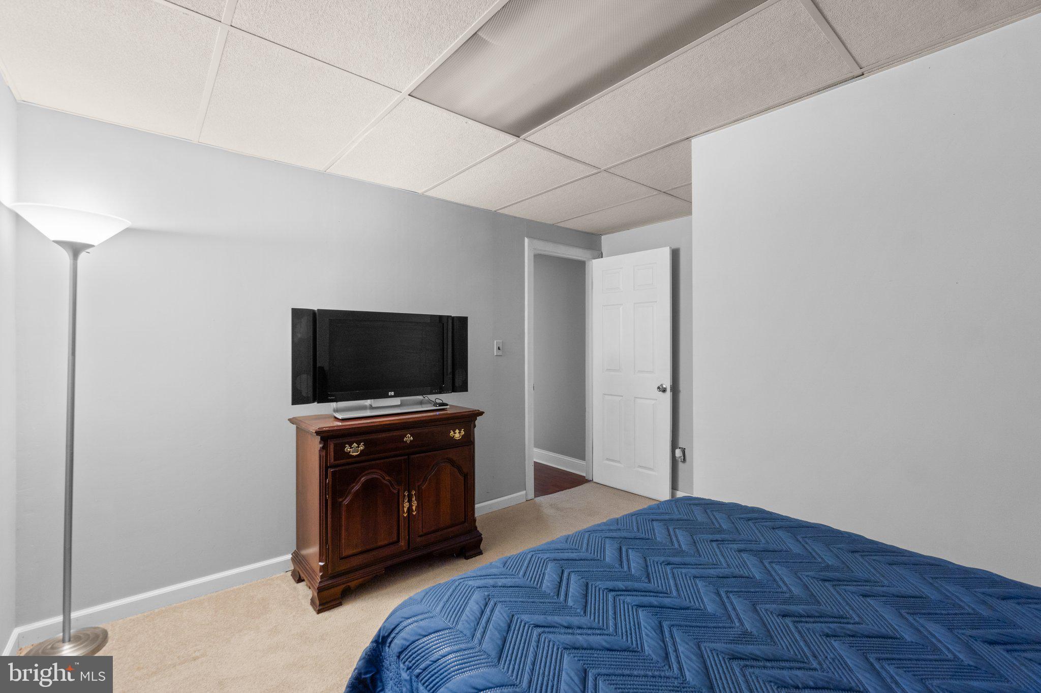 WINFIELD HEIGHTS - Residential