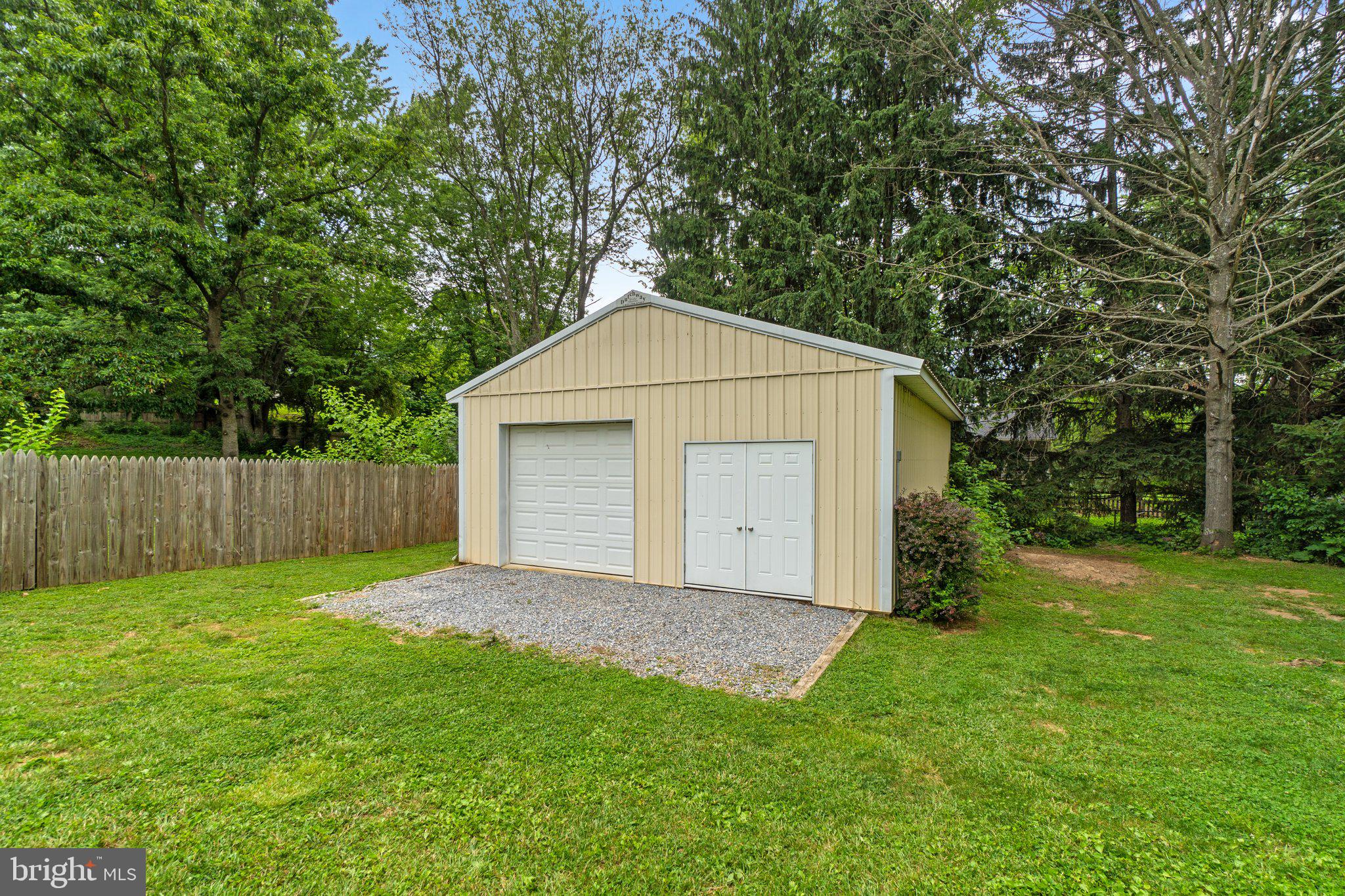 WINFIELD HEIGHTS - Residential