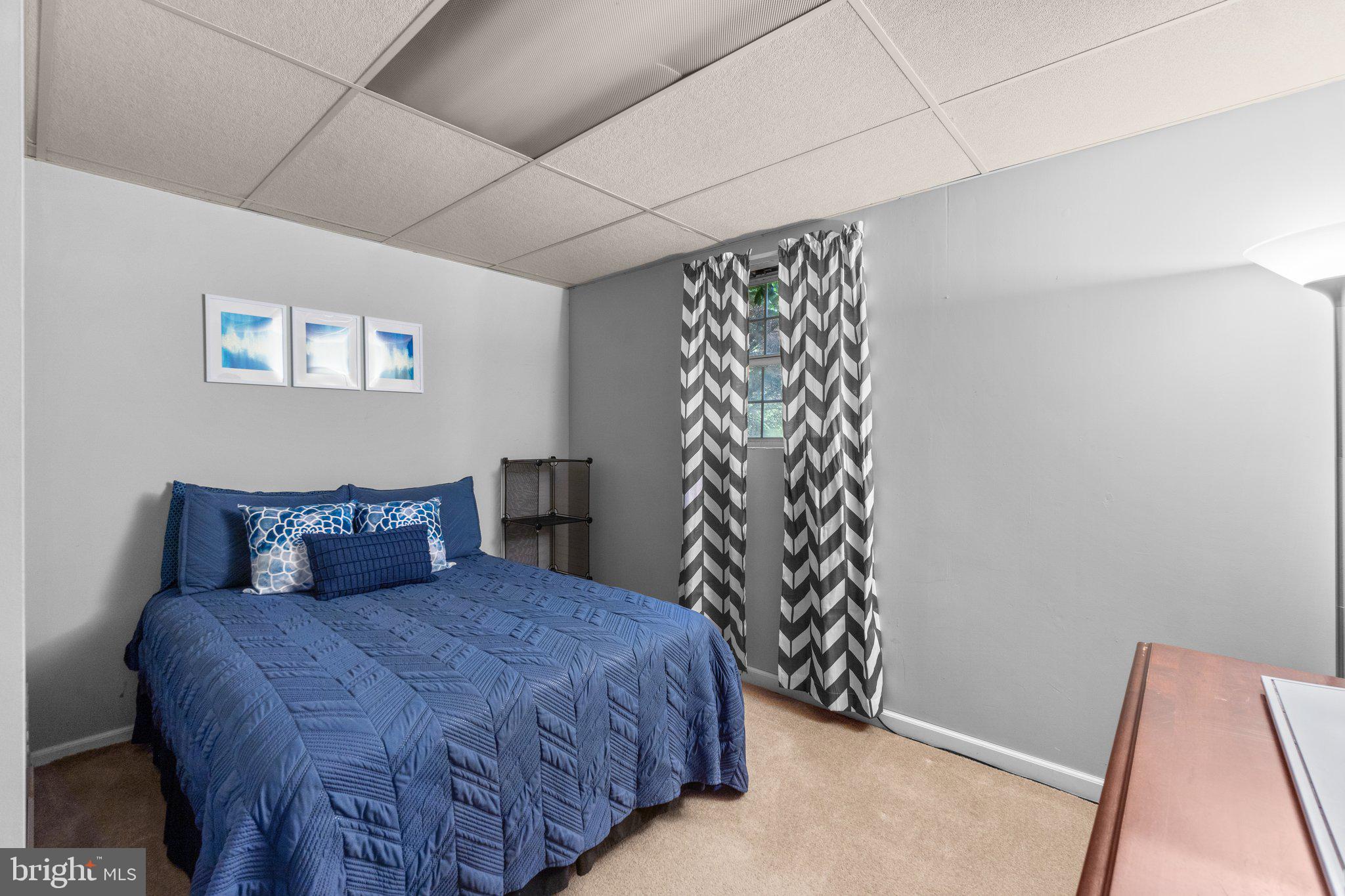 WINFIELD HEIGHTS - Residential