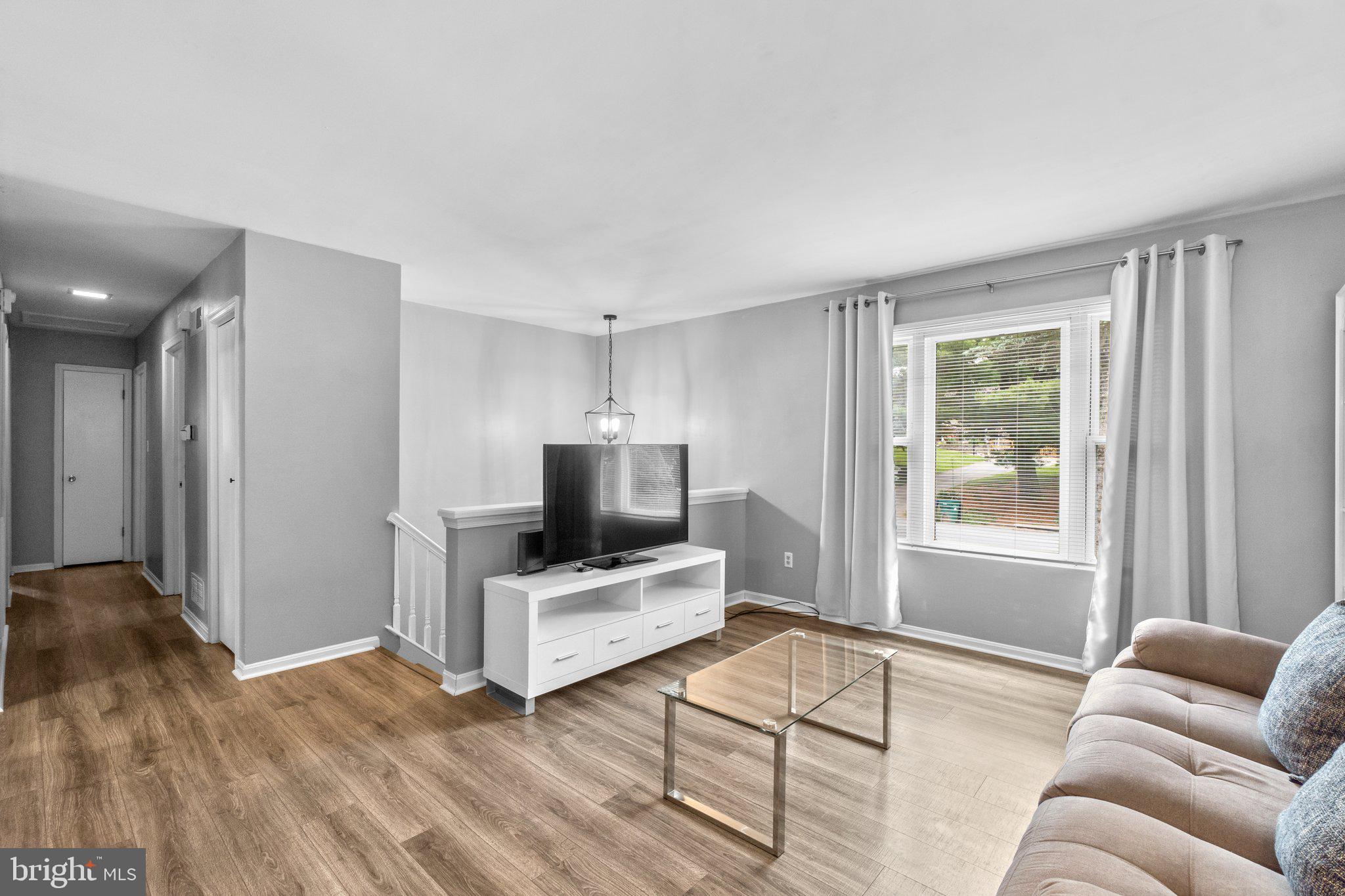 WINFIELD HEIGHTS - Residential