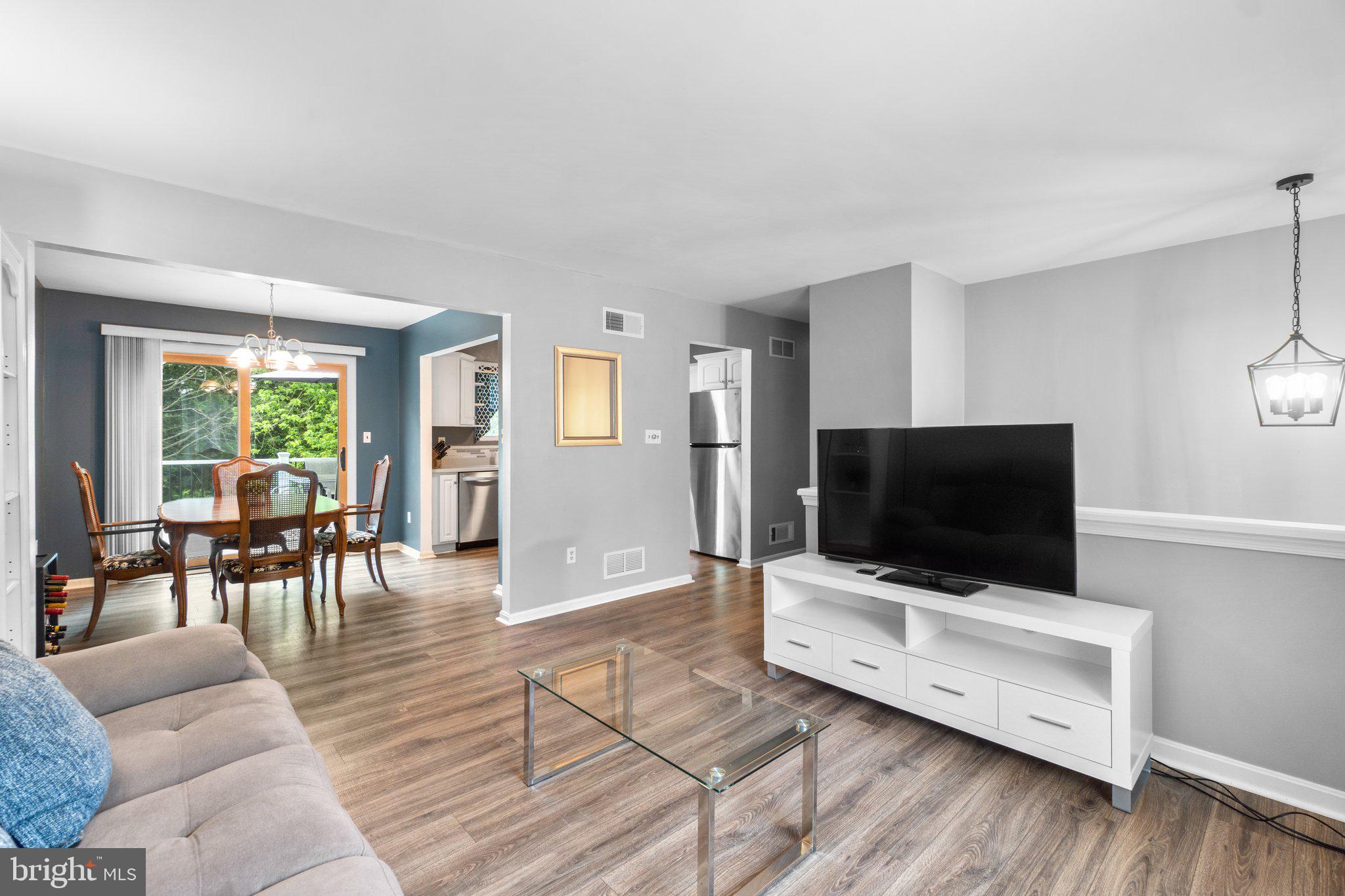 WINFIELD HEIGHTS - Residential