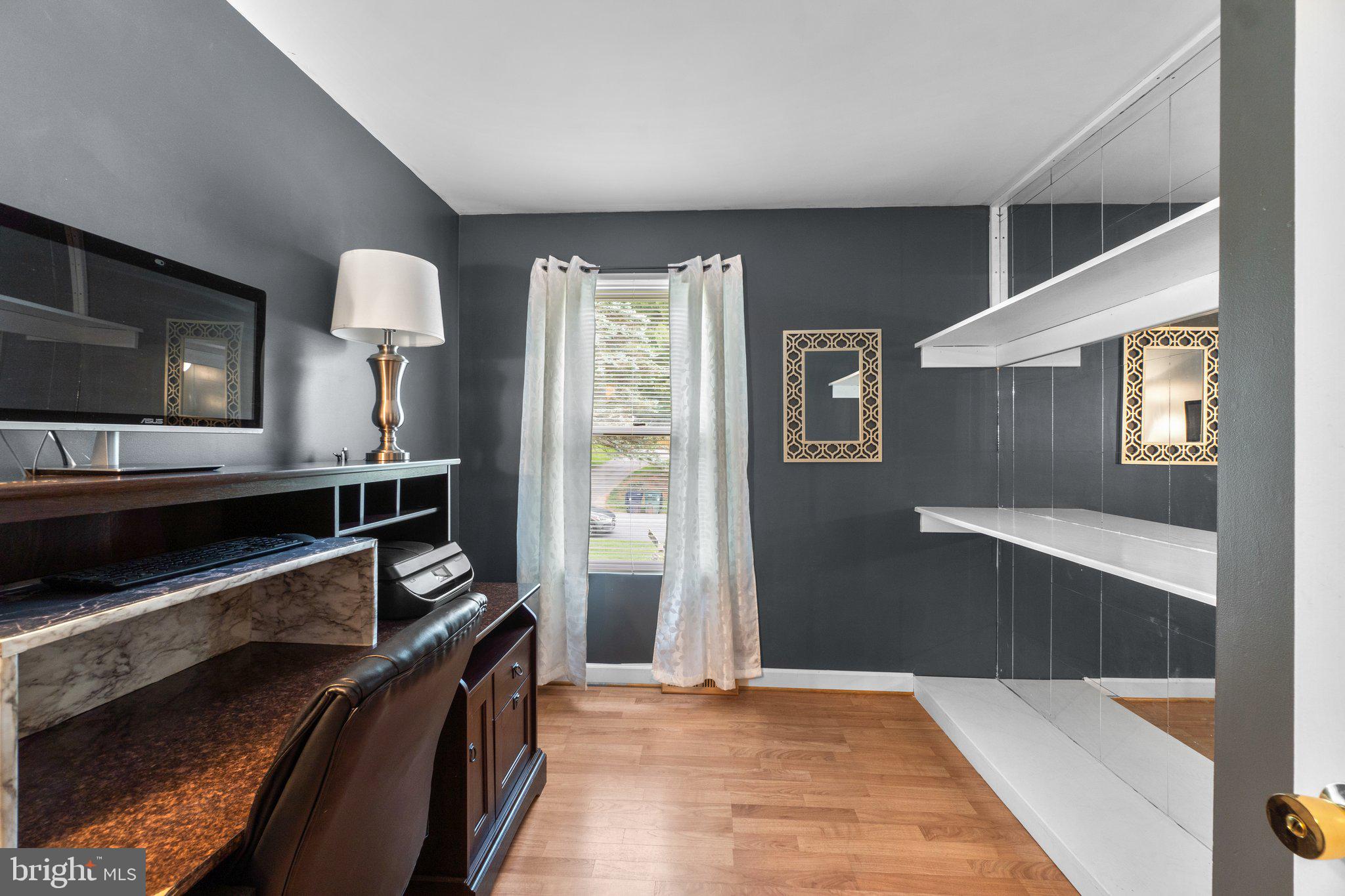 WINFIELD HEIGHTS - Residential