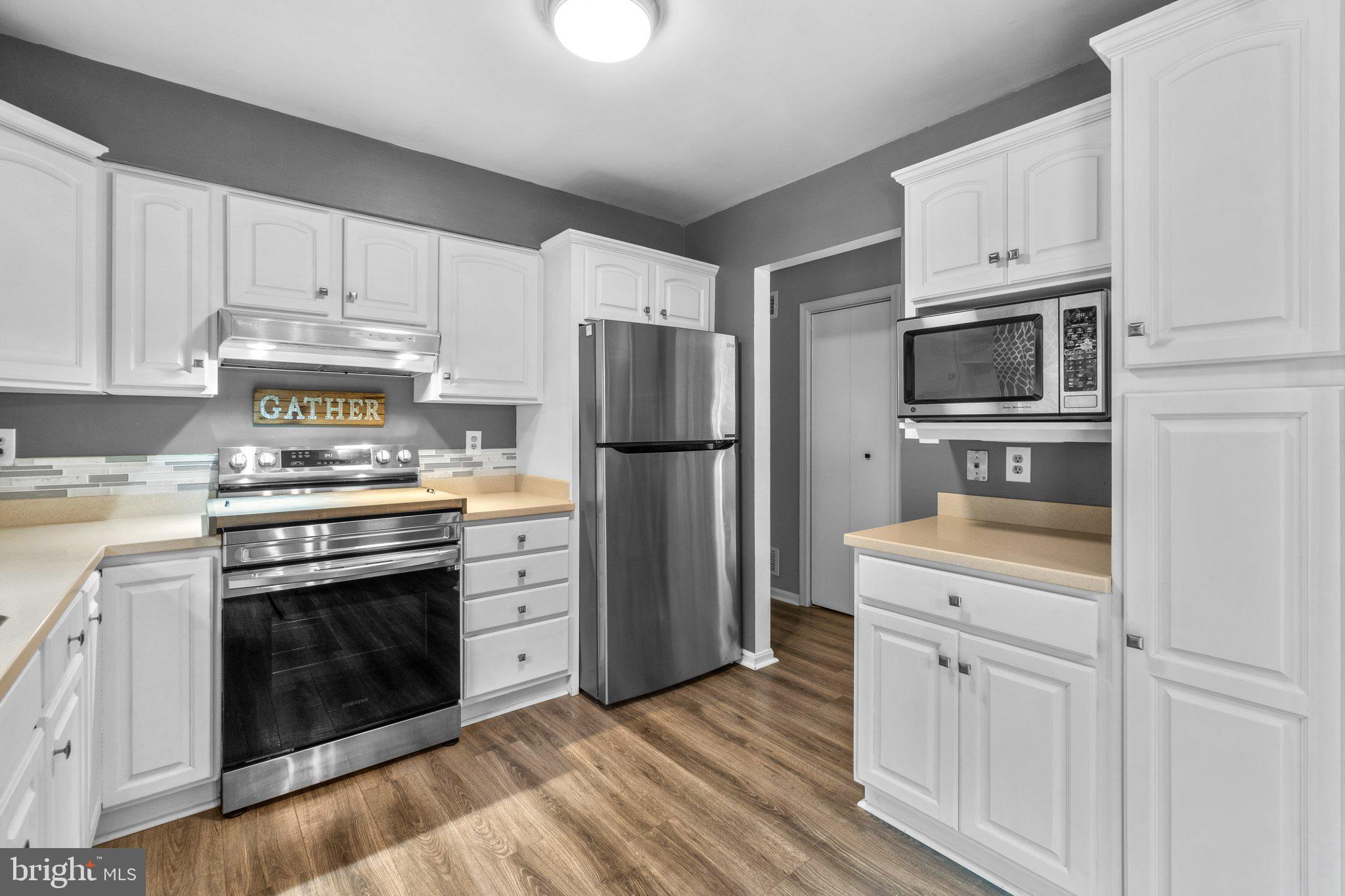 WINFIELD HEIGHTS - Residential