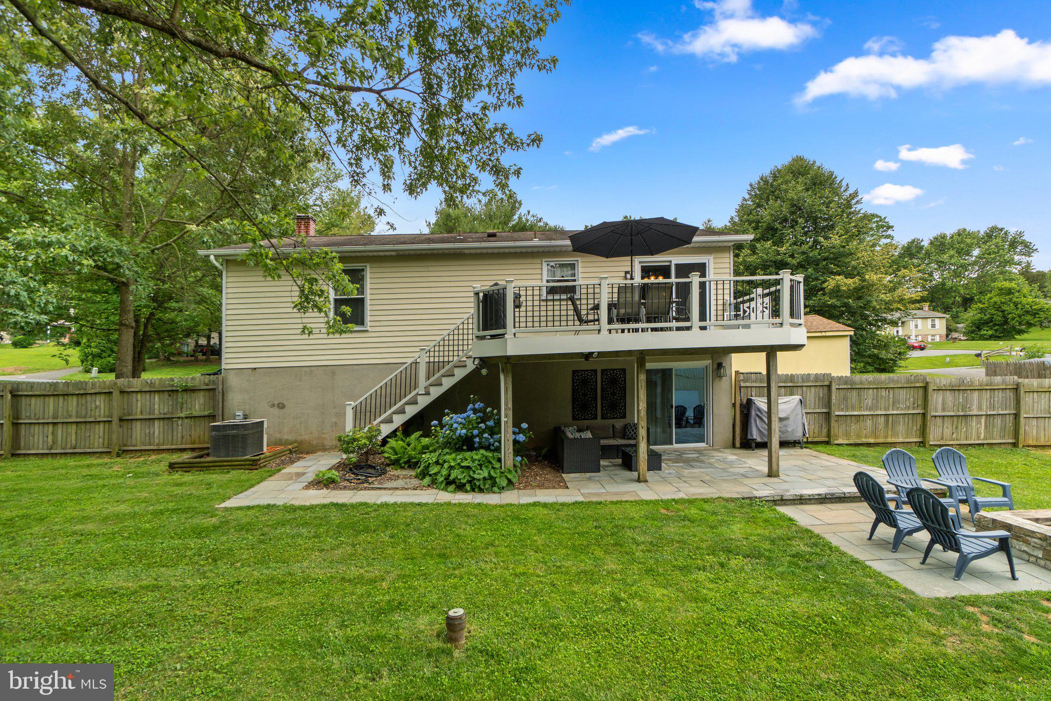 WINFIELD HEIGHTS - Residential