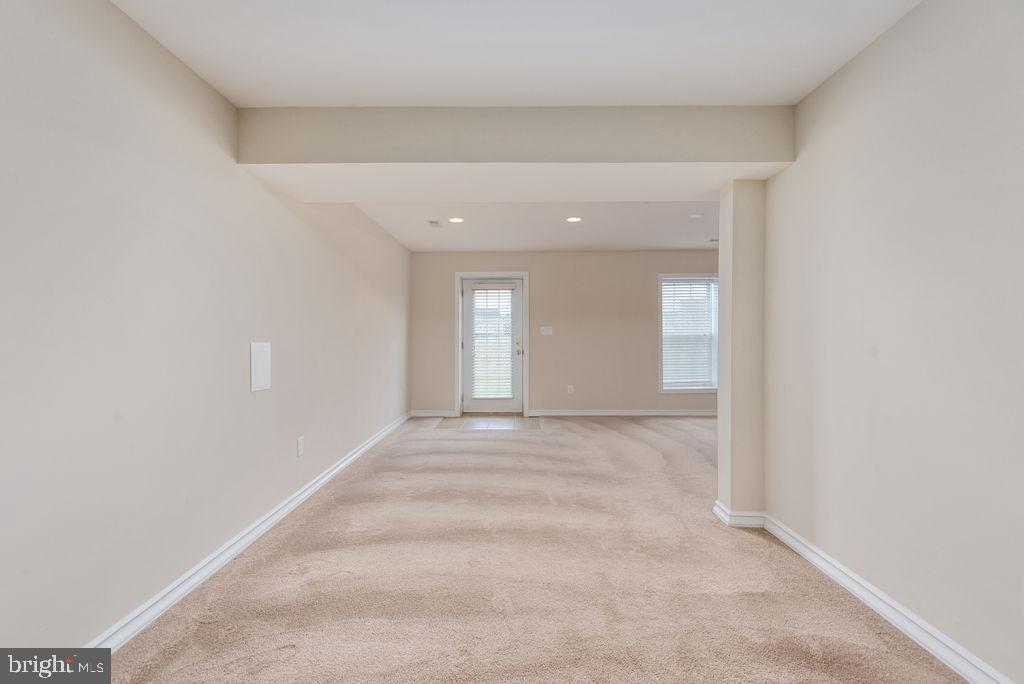 LEE'S PARKE - Residential