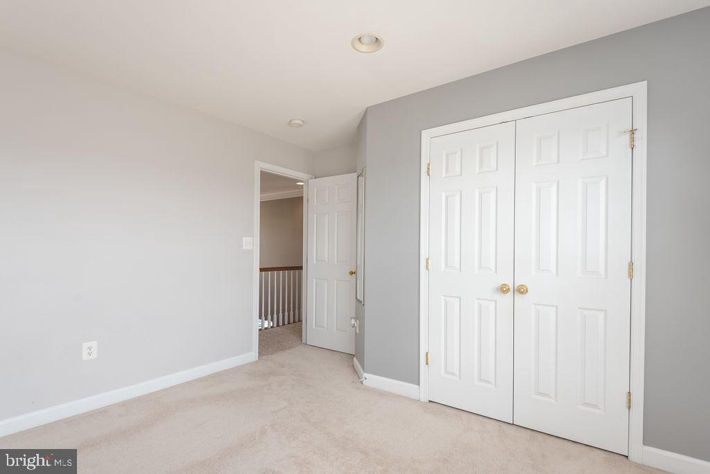 LEE'S PARKE - Residential