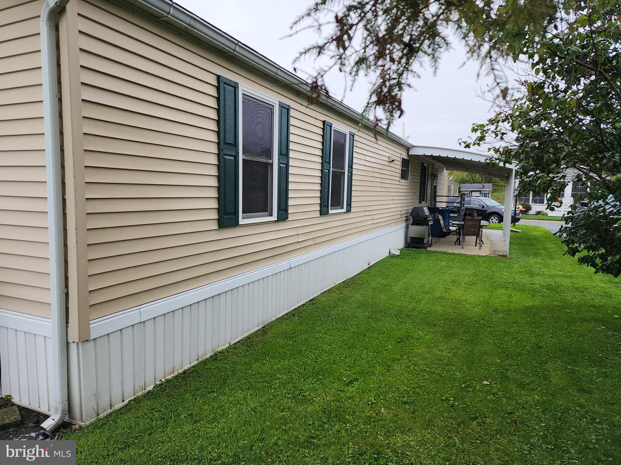 RIDGEWOOD MANOR MHP - Residential