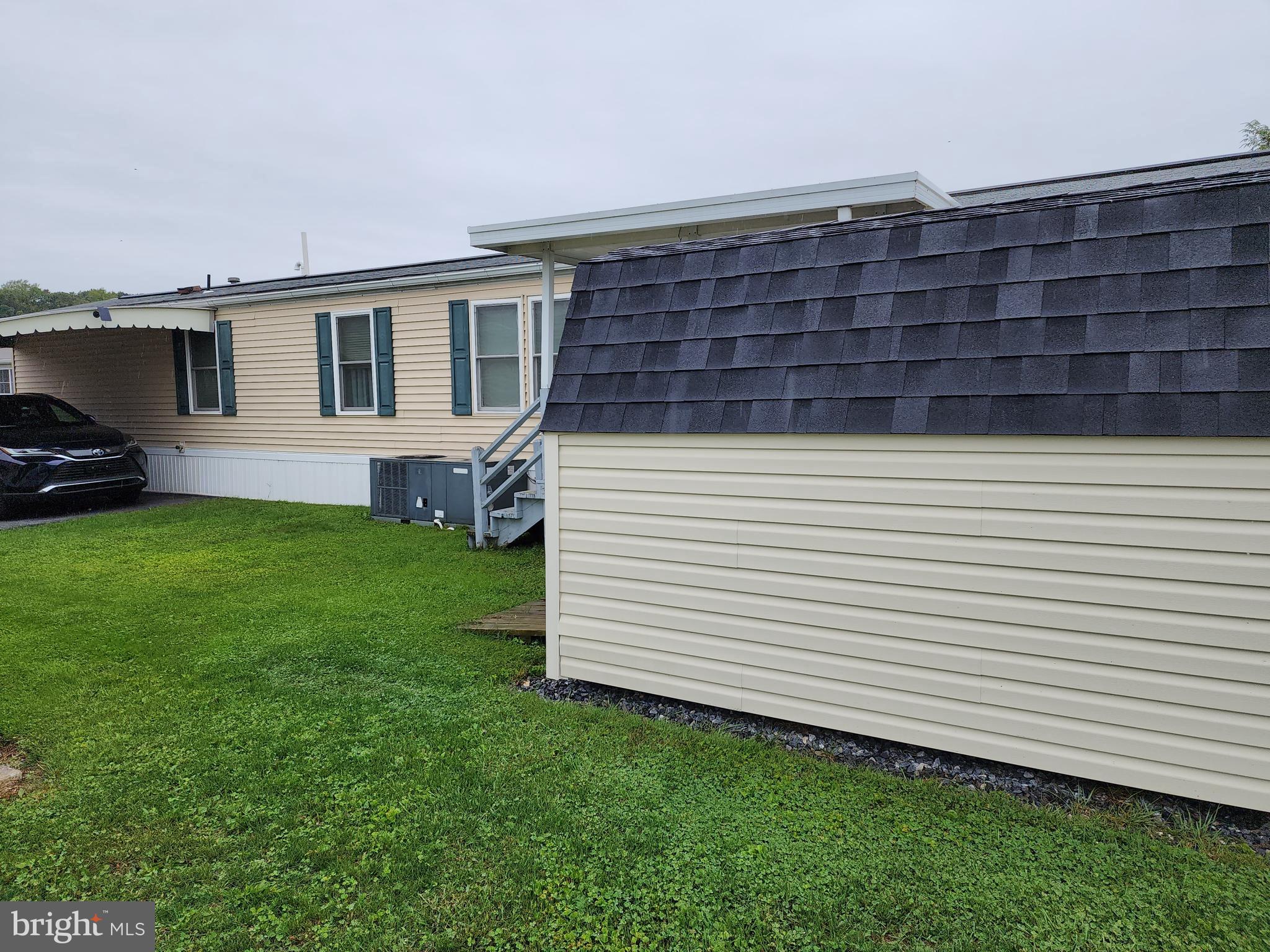 RIDGEWOOD MANOR MHP - Residential
