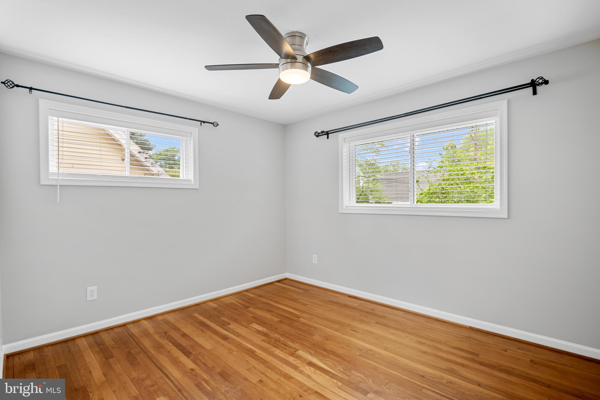 DALECREST - Residential Lease