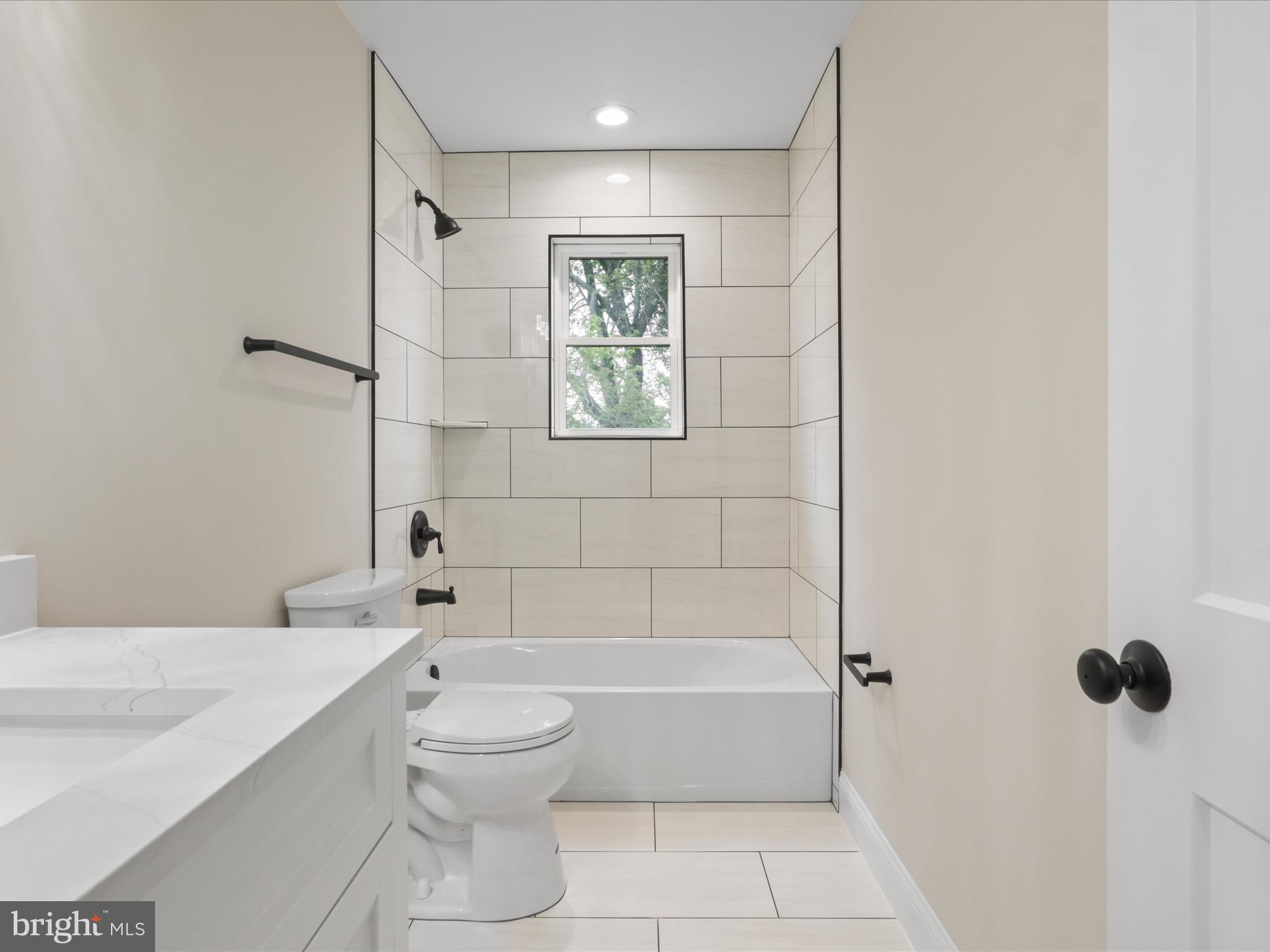 ALEXANDRA ESTATES - Residential