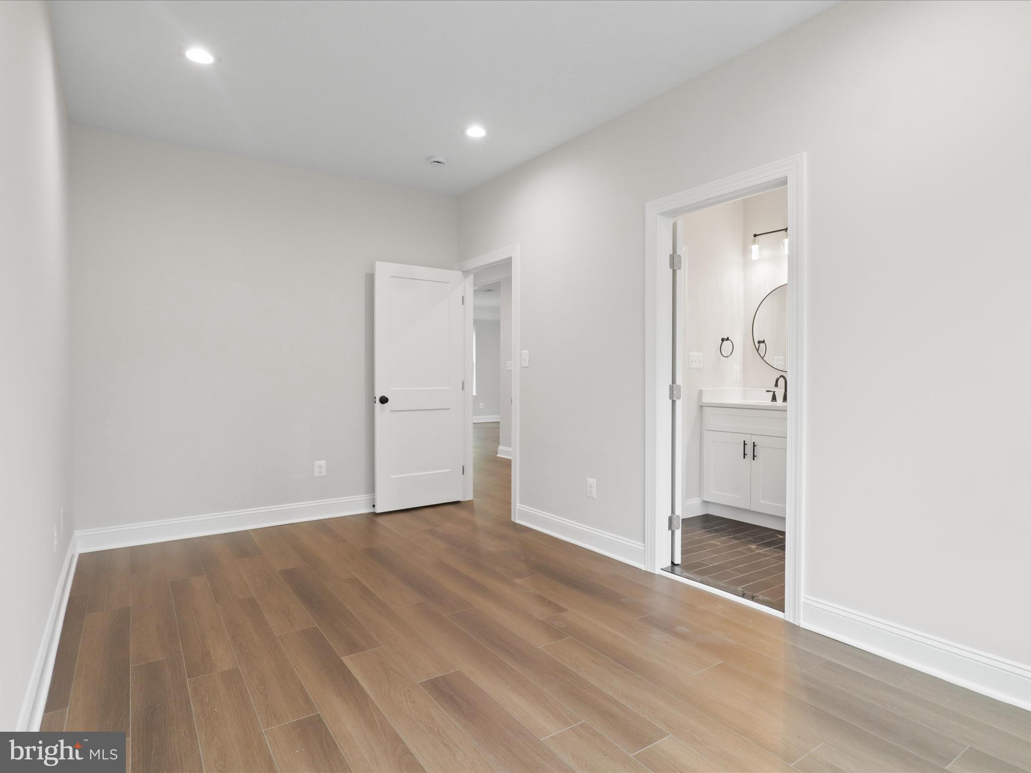 ALEXANDRA ESTATES - Residential