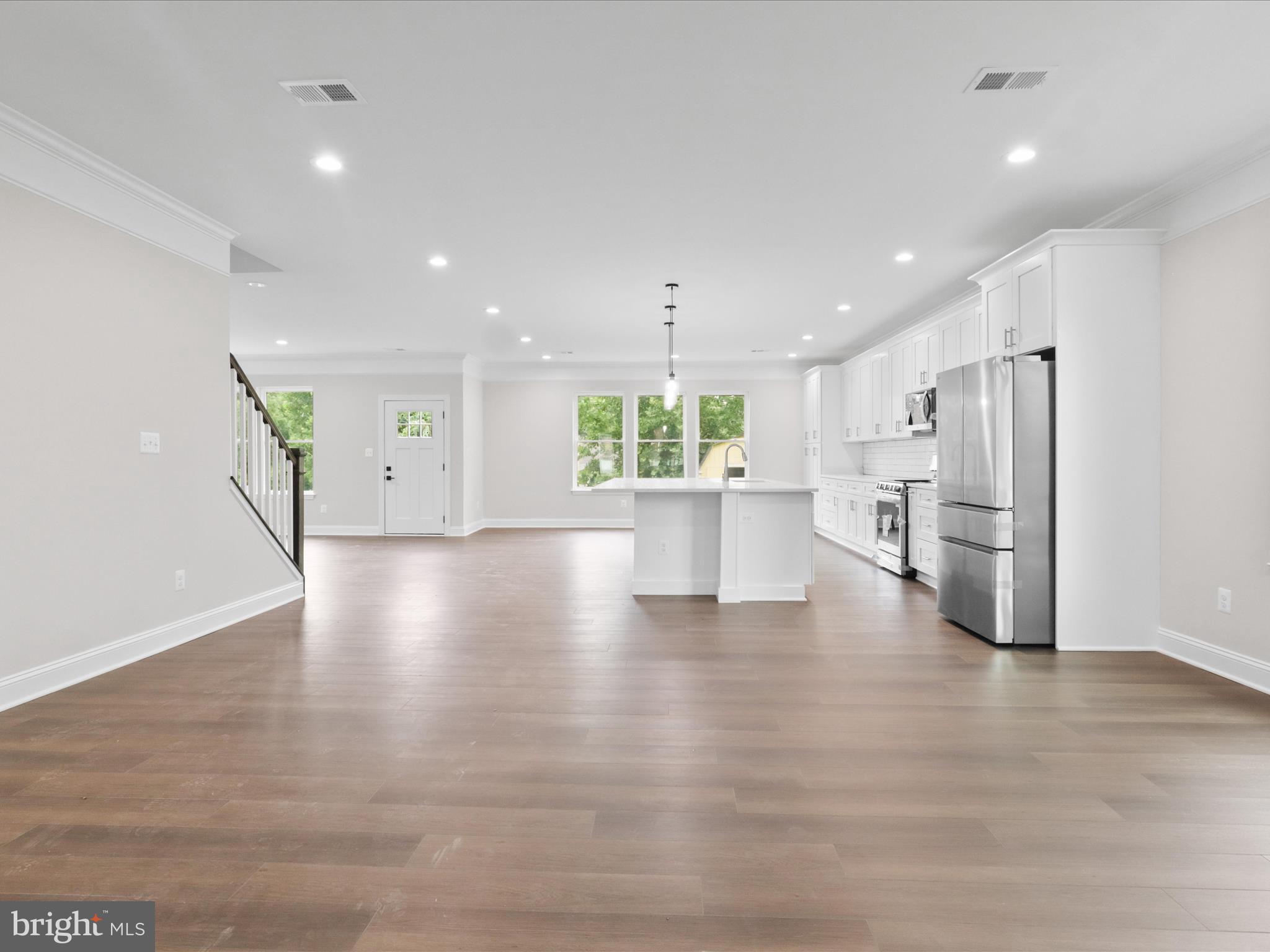 ALEXANDRA ESTATES - Residential