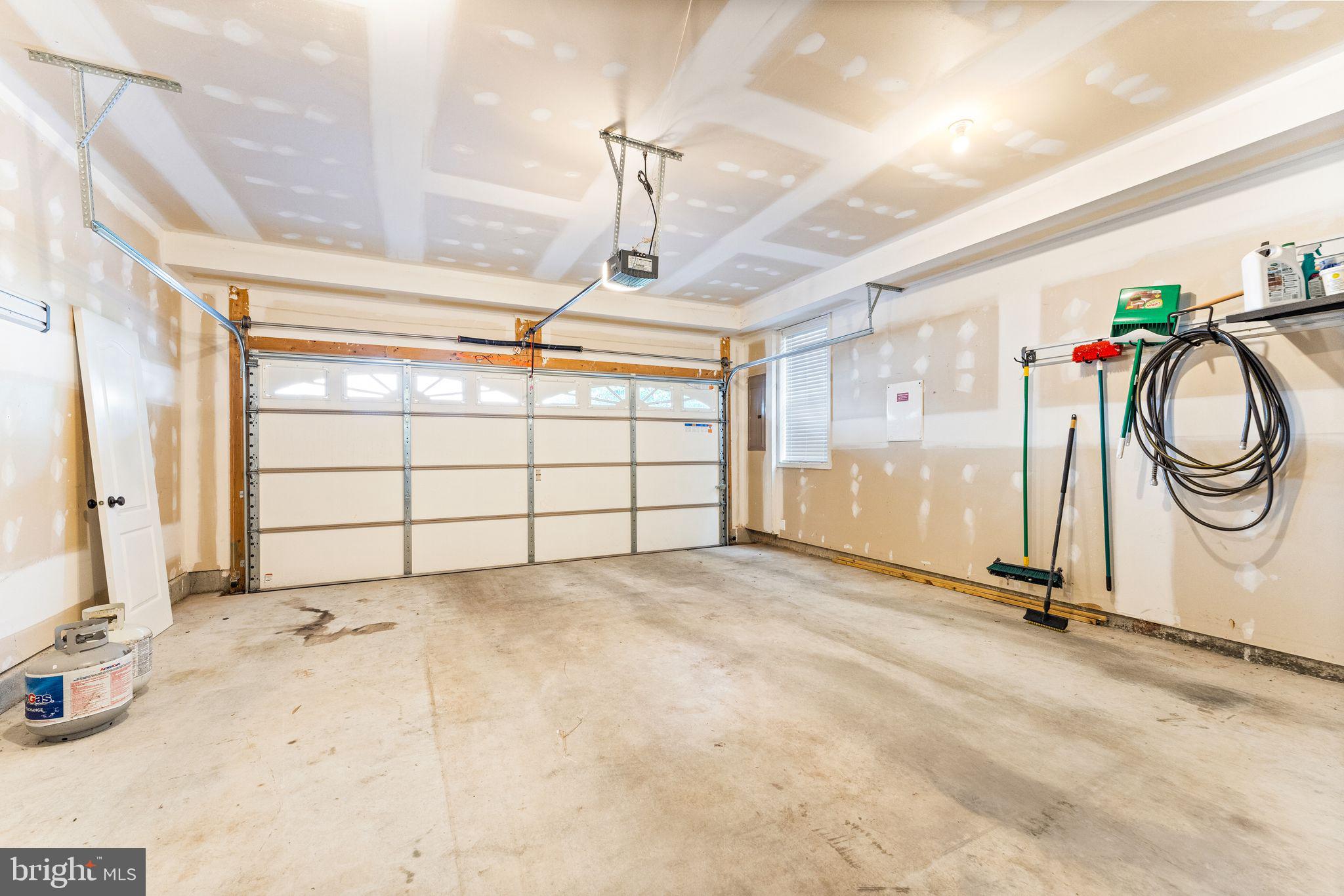 MOOREFIELD - Residential