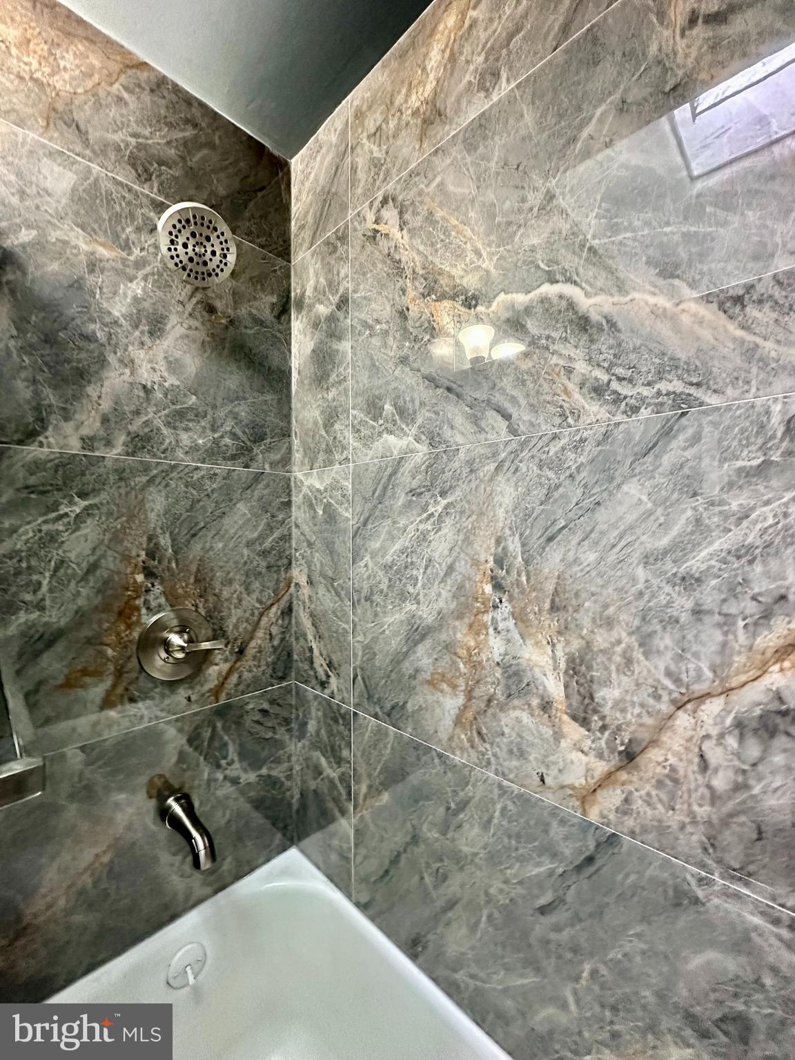 WEST OAK LANE - Residential Lease