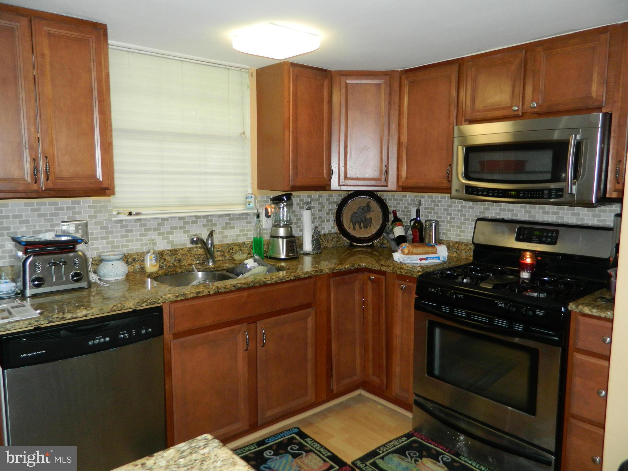 DALE CITY - Residential Lease