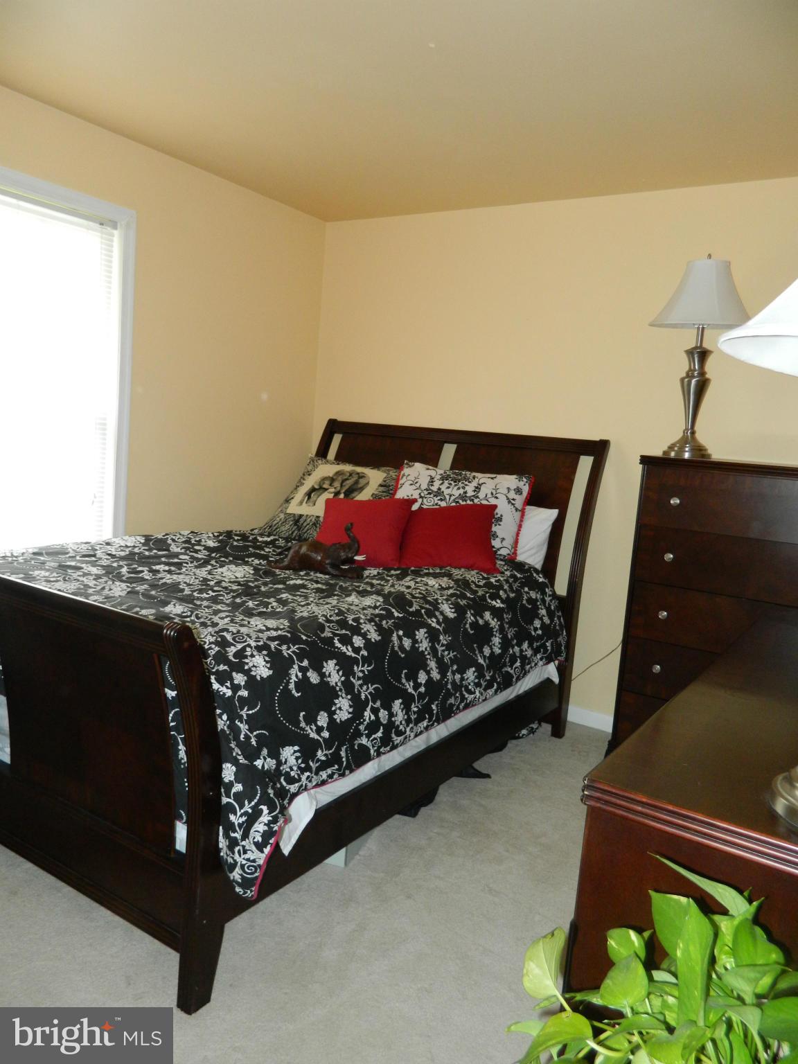 DALE CITY - Residential Lease