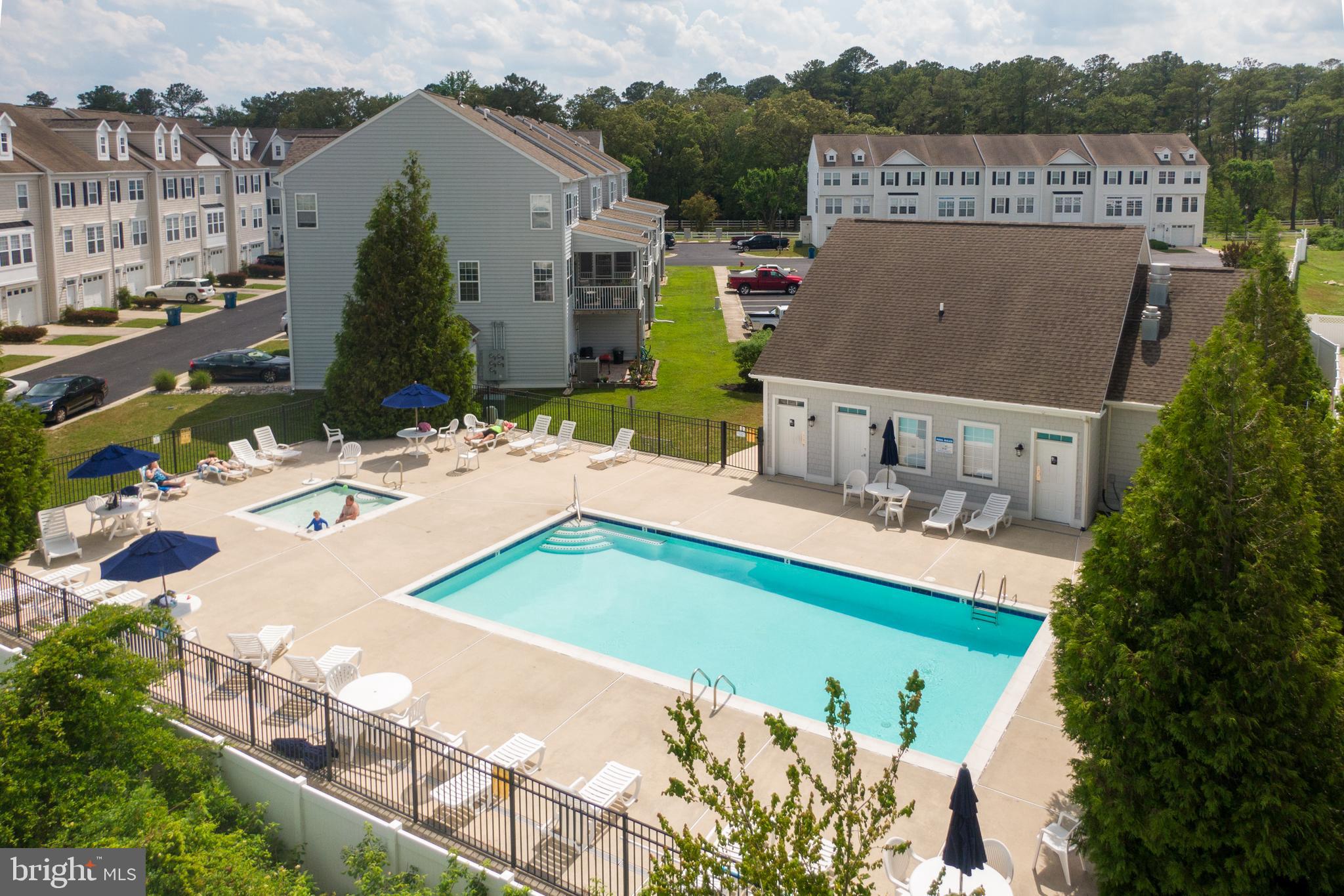 FAIRFIELD AT LONG NECK - Residential