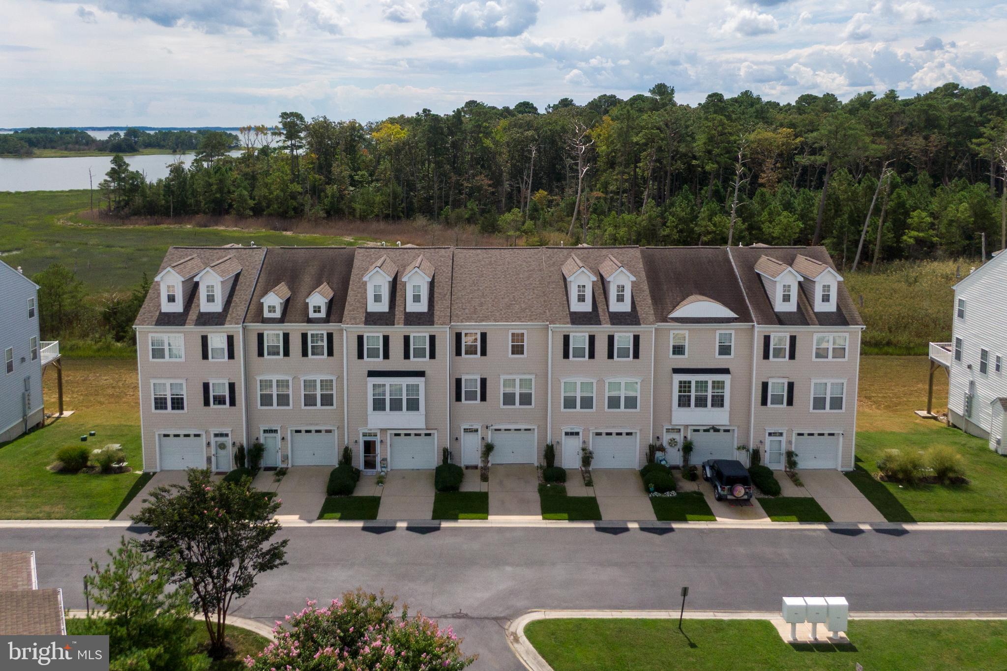 FAIRFIELD AT LONG NECK - Residential