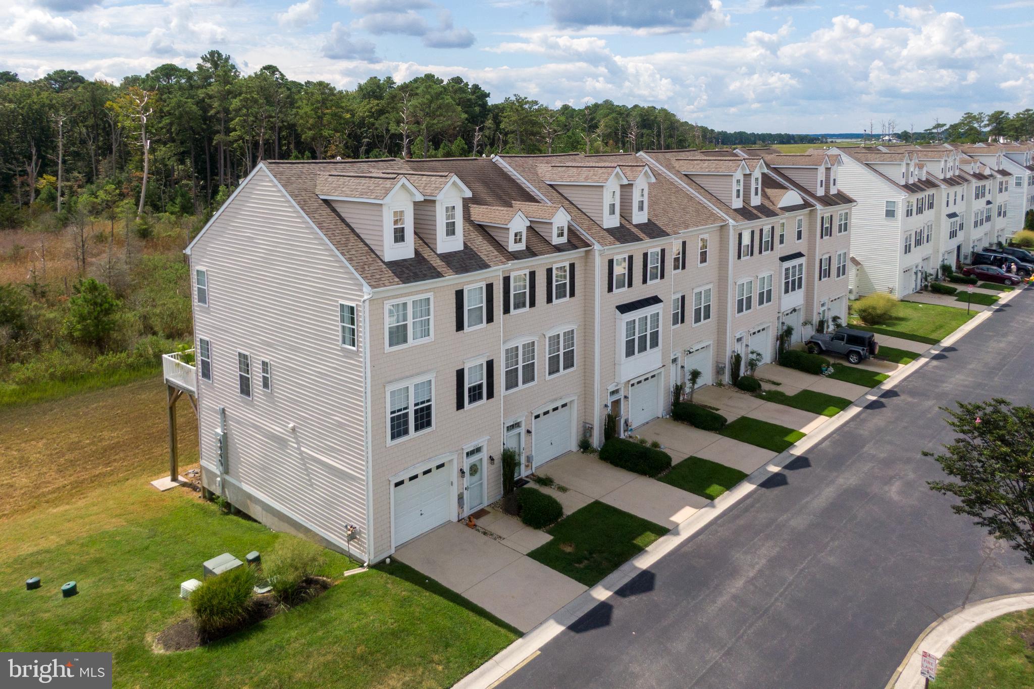 FAIRFIELD AT LONG NECK - Residential