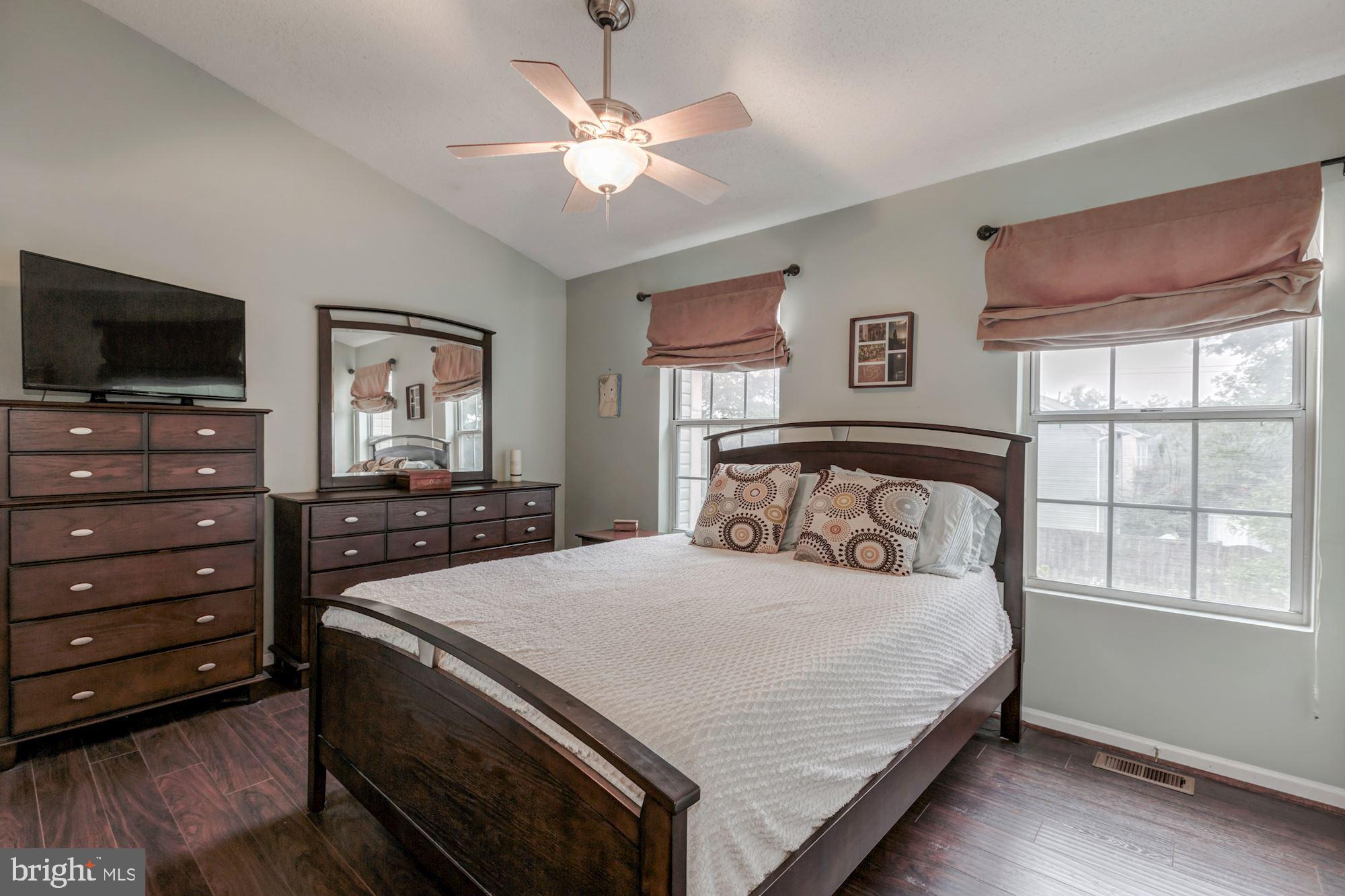 LANDSDOWNE - Residential Lease