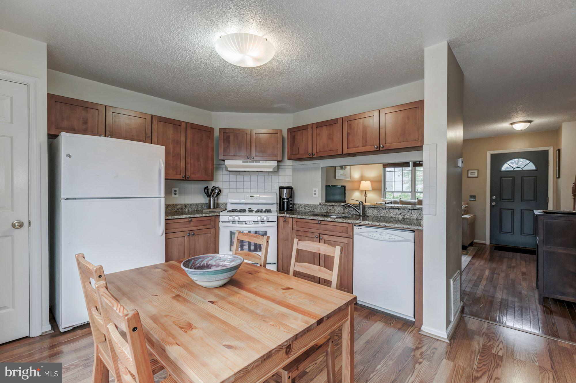 LANDSDOWNE - Residential Lease