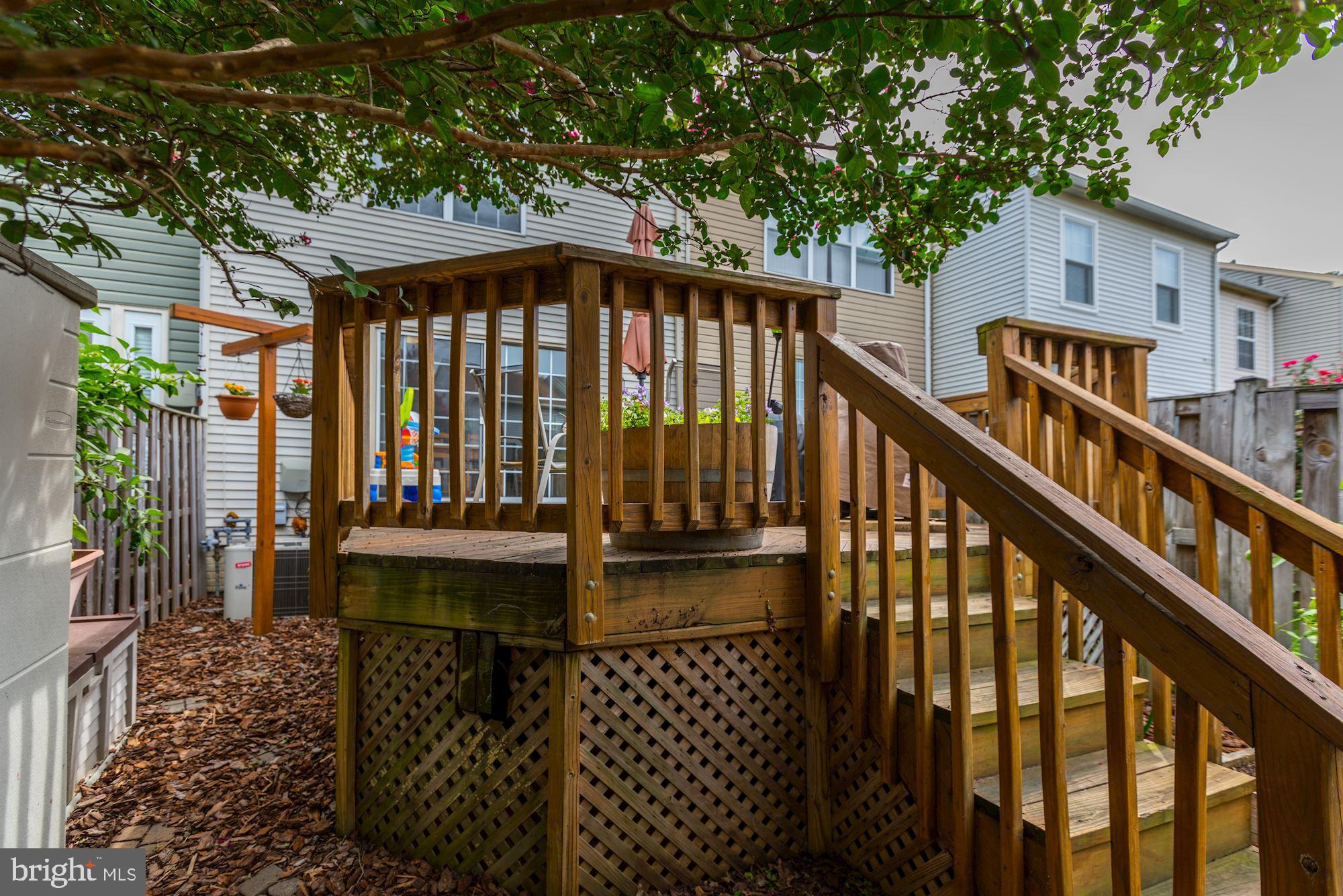 LANDSDOWNE - Residential Lease