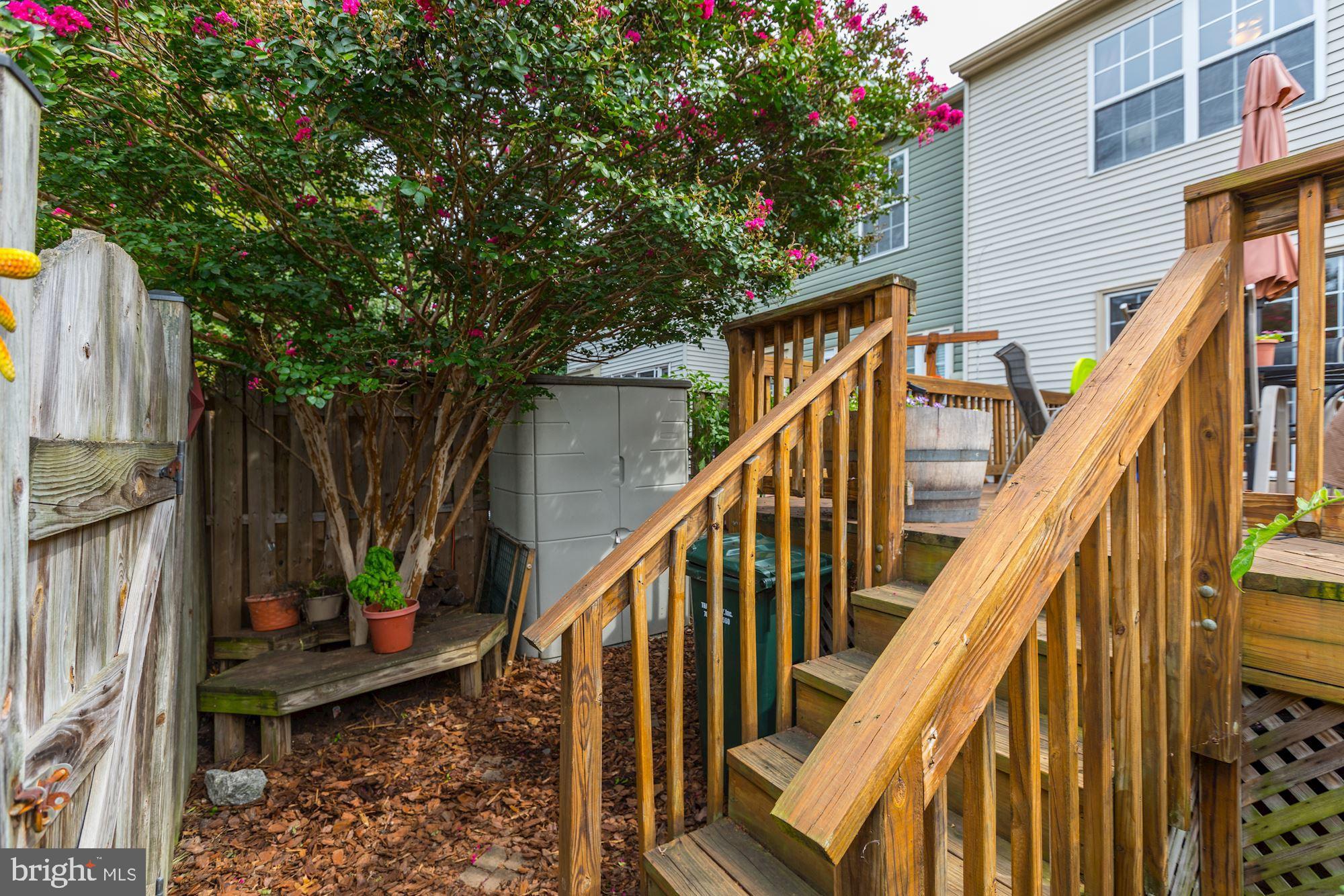 LANDSDOWNE - Residential Lease