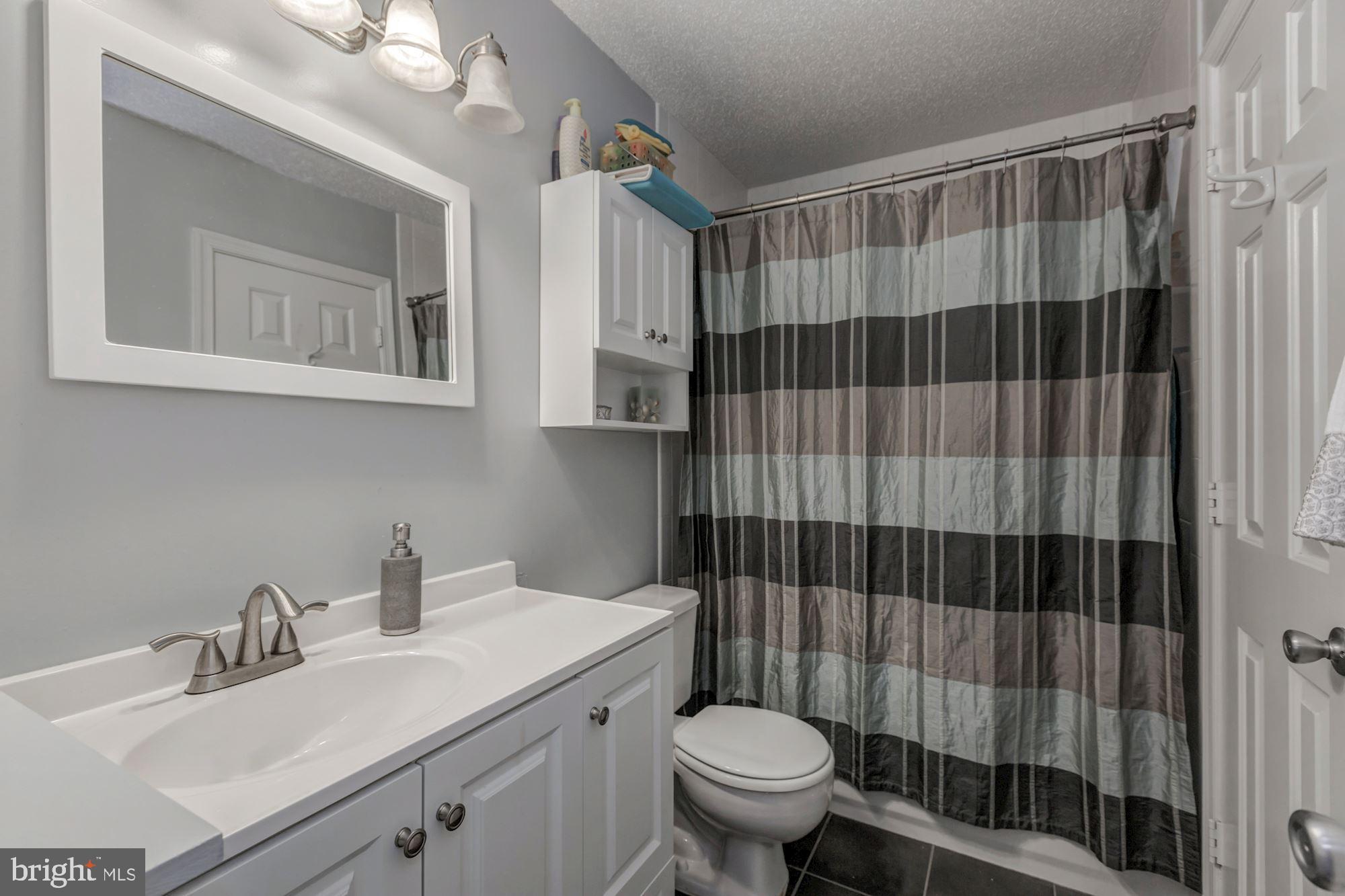 LANDSDOWNE - Residential Lease