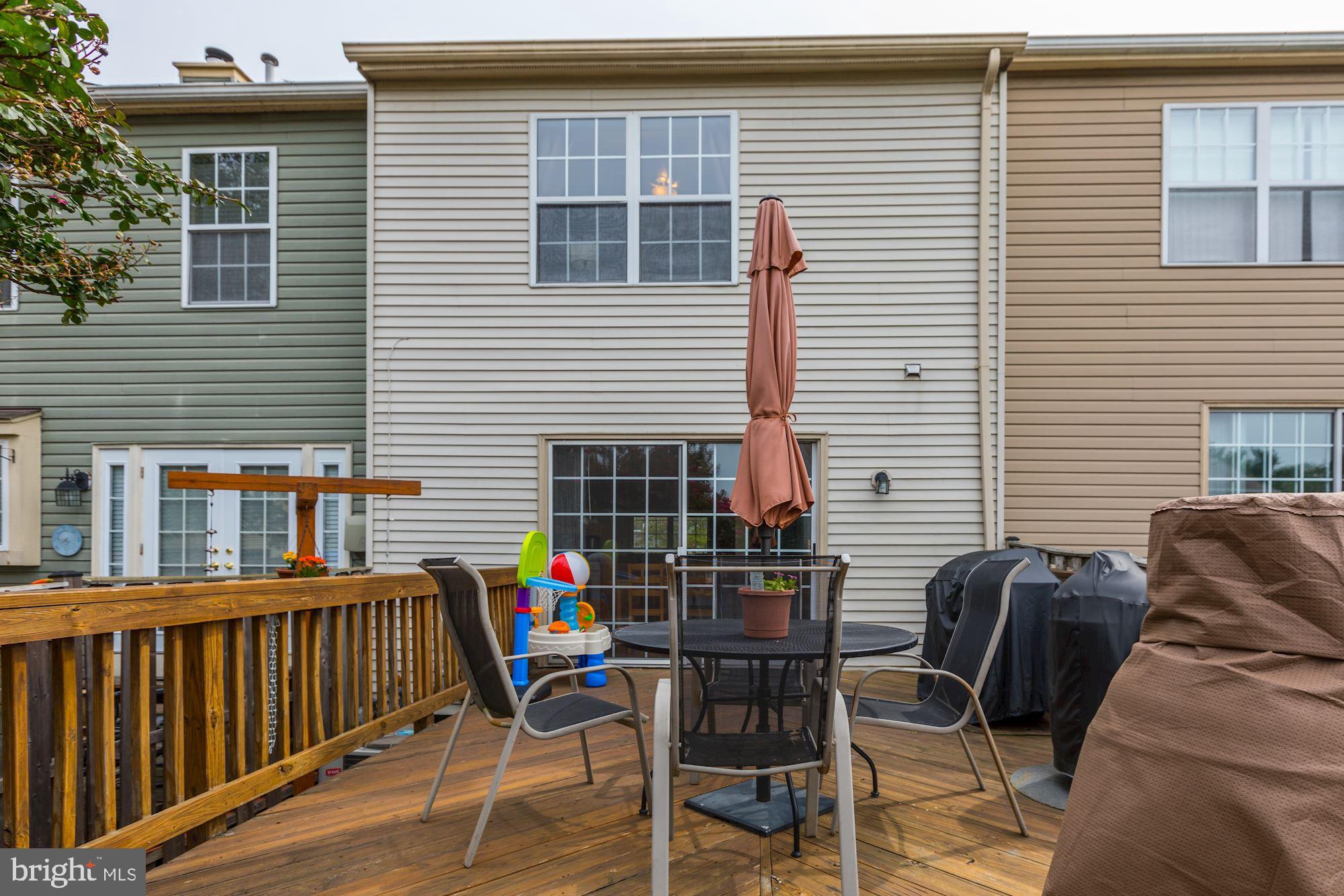 LANDSDOWNE - Residential Lease