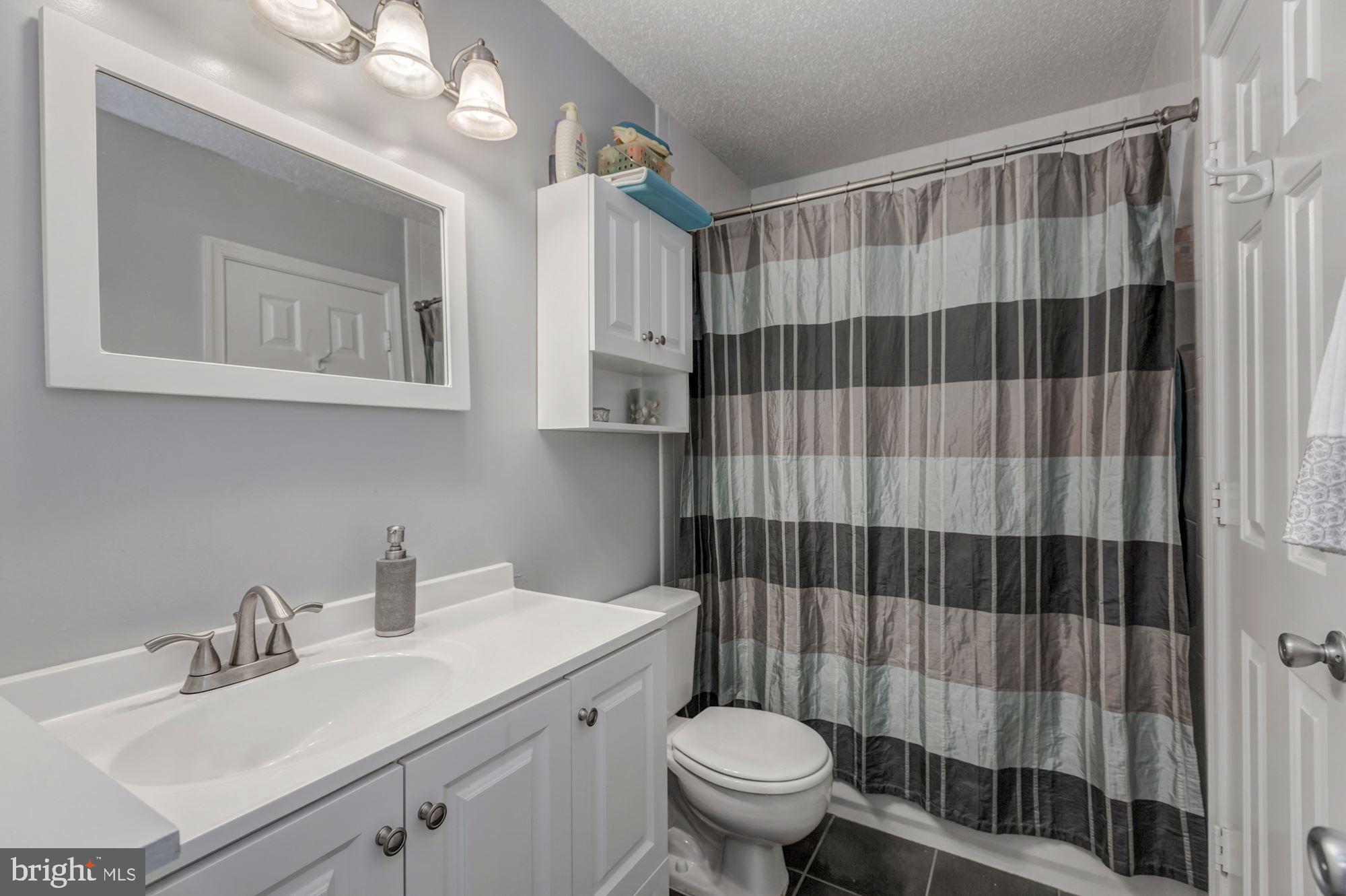 LANDSDOWNE - Residential Lease