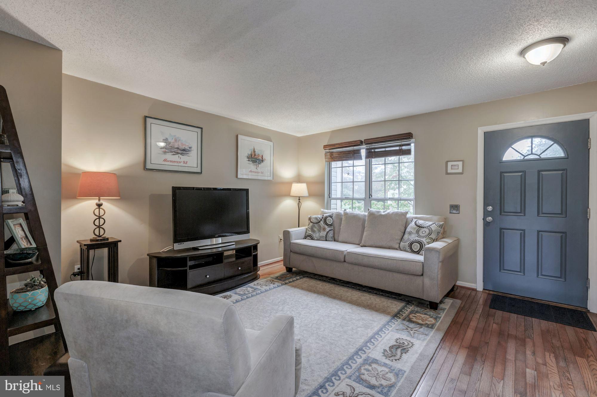 LANDSDOWNE - Residential Lease