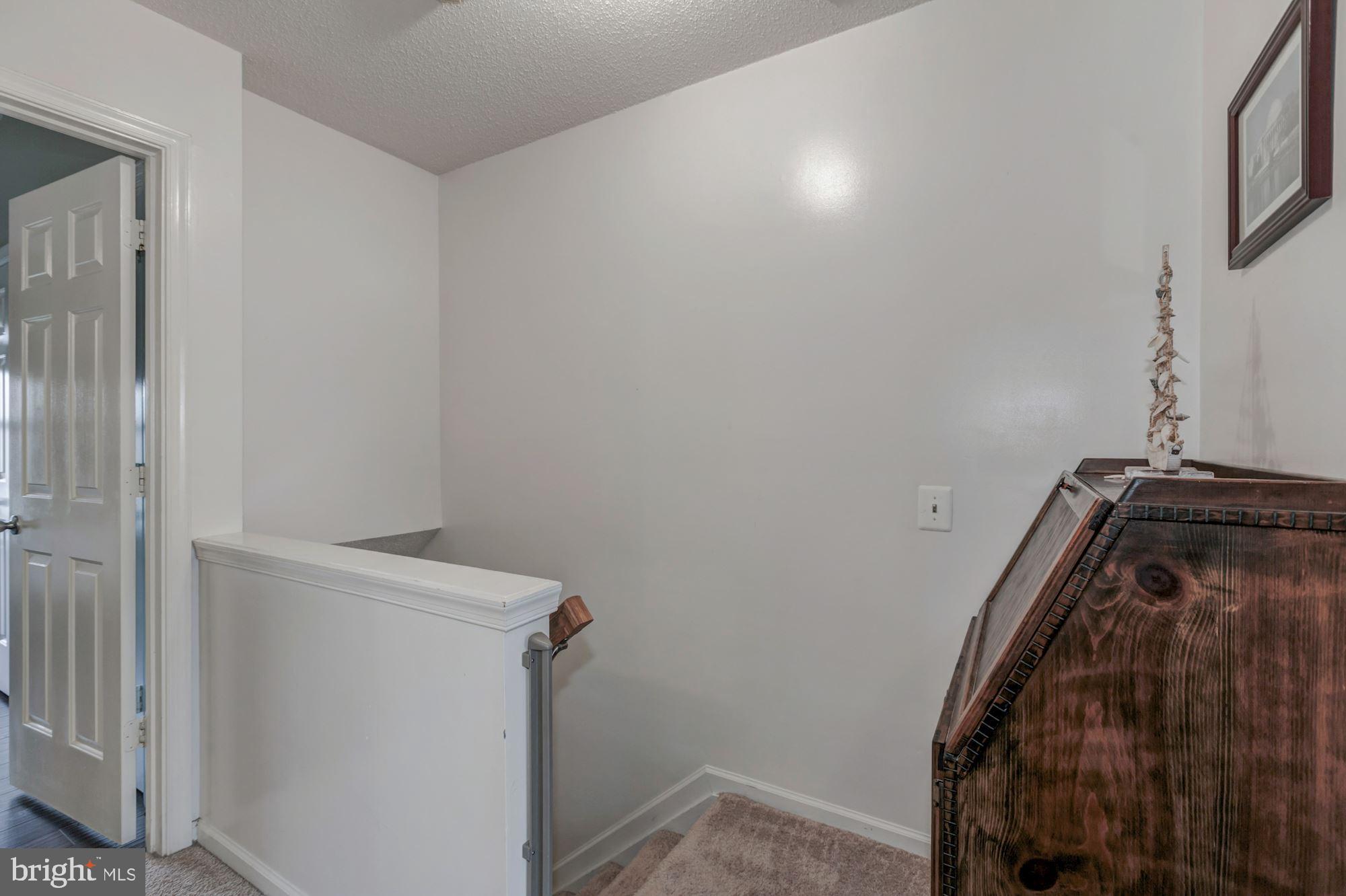 LANDSDOWNE - Residential Lease