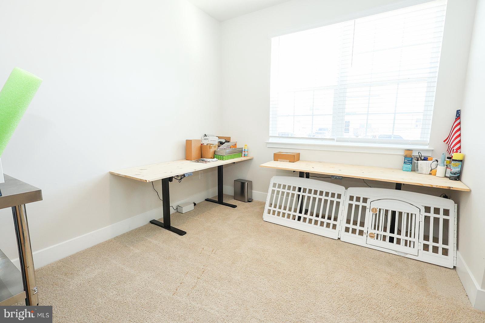 PEMBROOKE - Residential