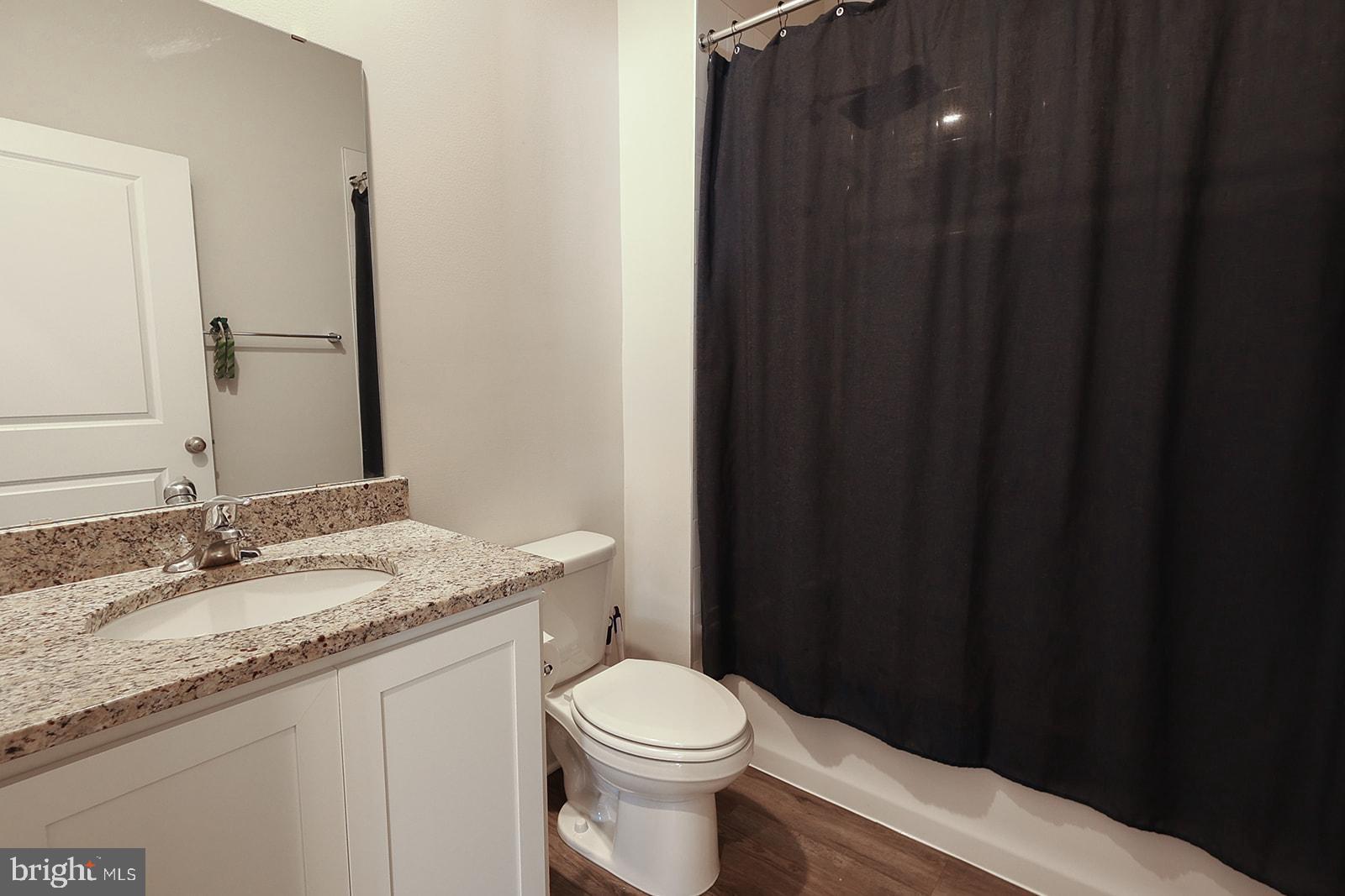 PEMBROOKE - Residential