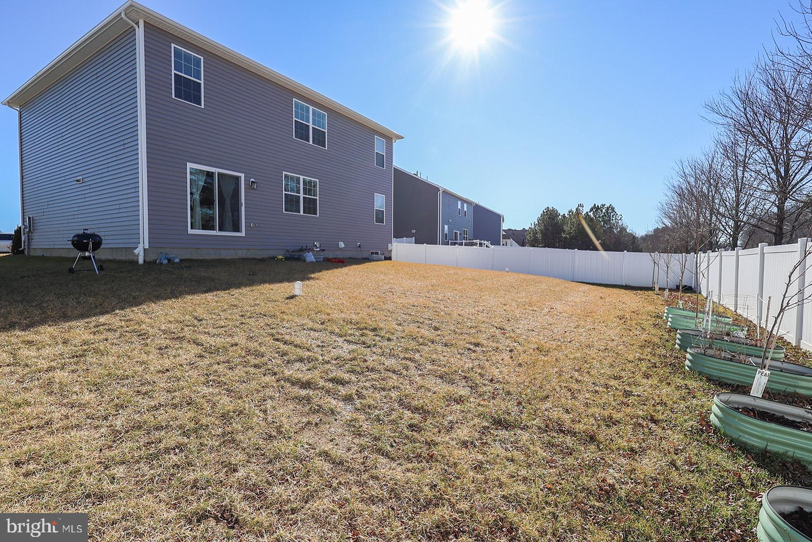 PEMBROOKE - Residential