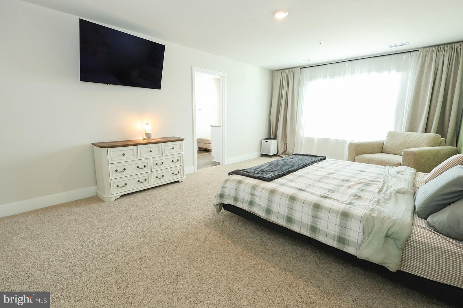 PEMBROOKE - Residential