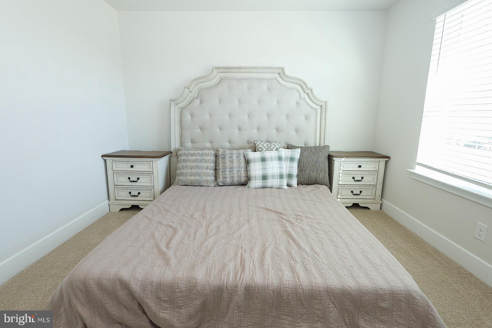 PEMBROOKE - Residential