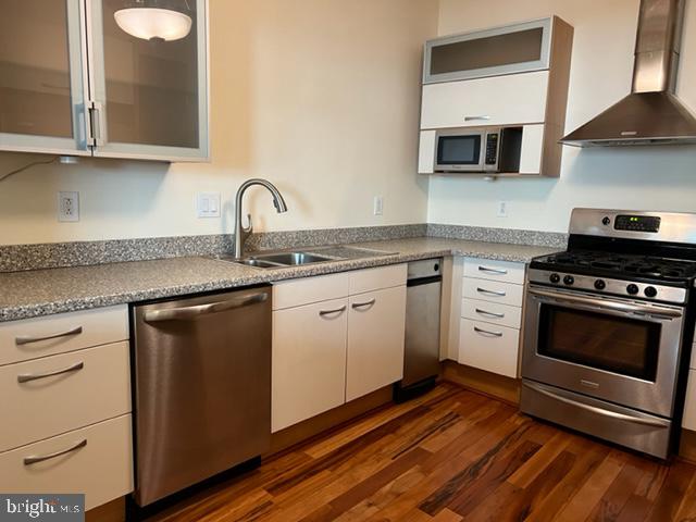 105 S 18TH STREET 4B