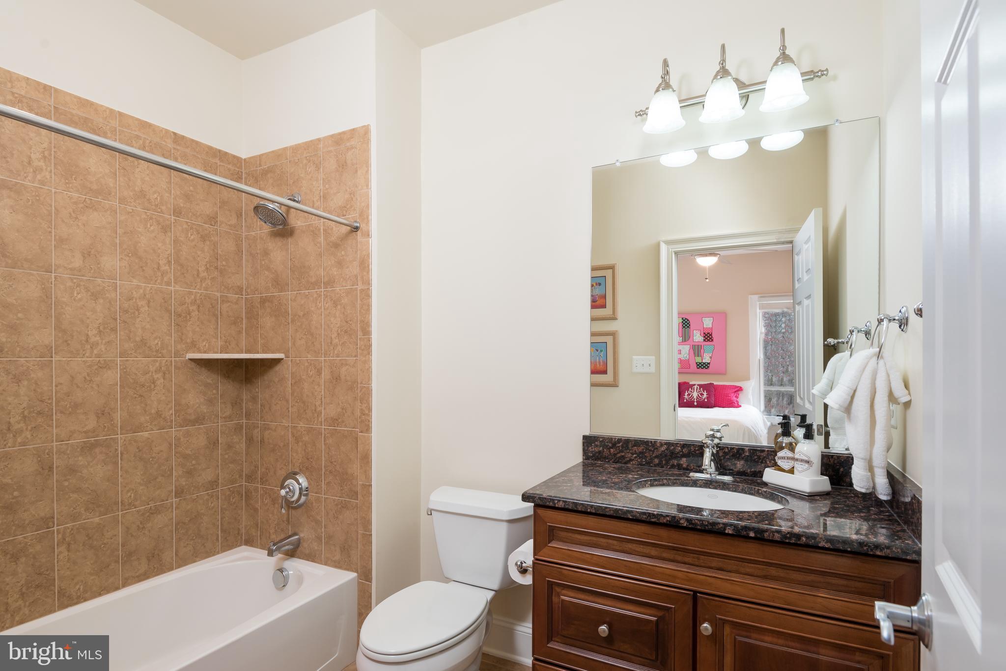 CLIFTON - Residential