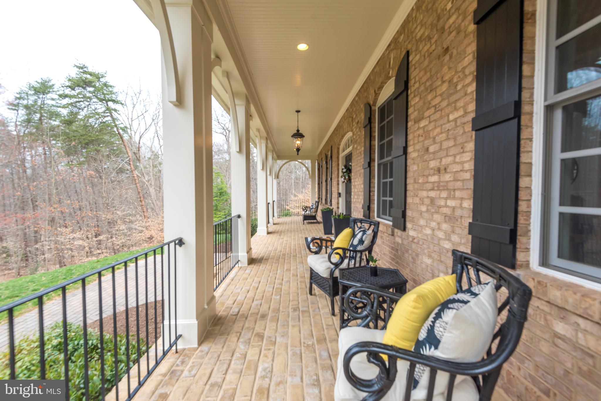 CLIFTON - Residential