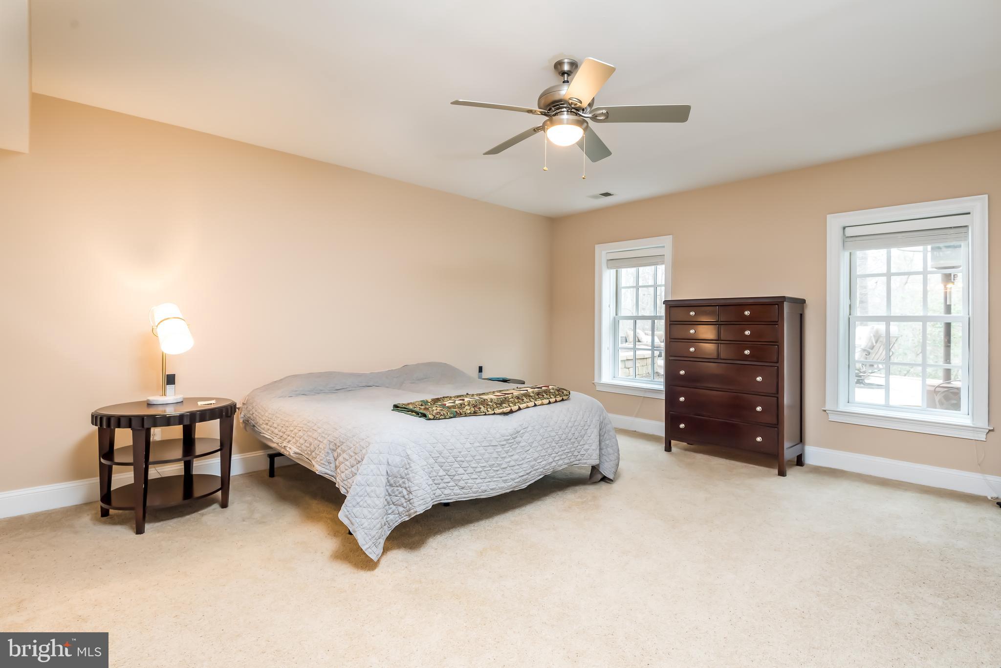 CLIFTON - Residential